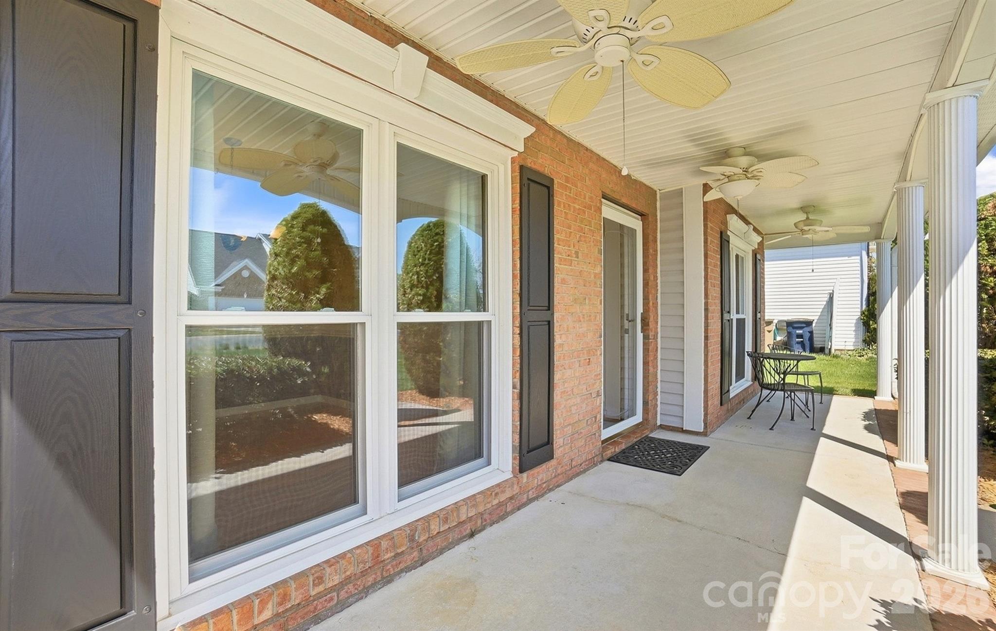 1009 Onotoa Drive Property Photo 4