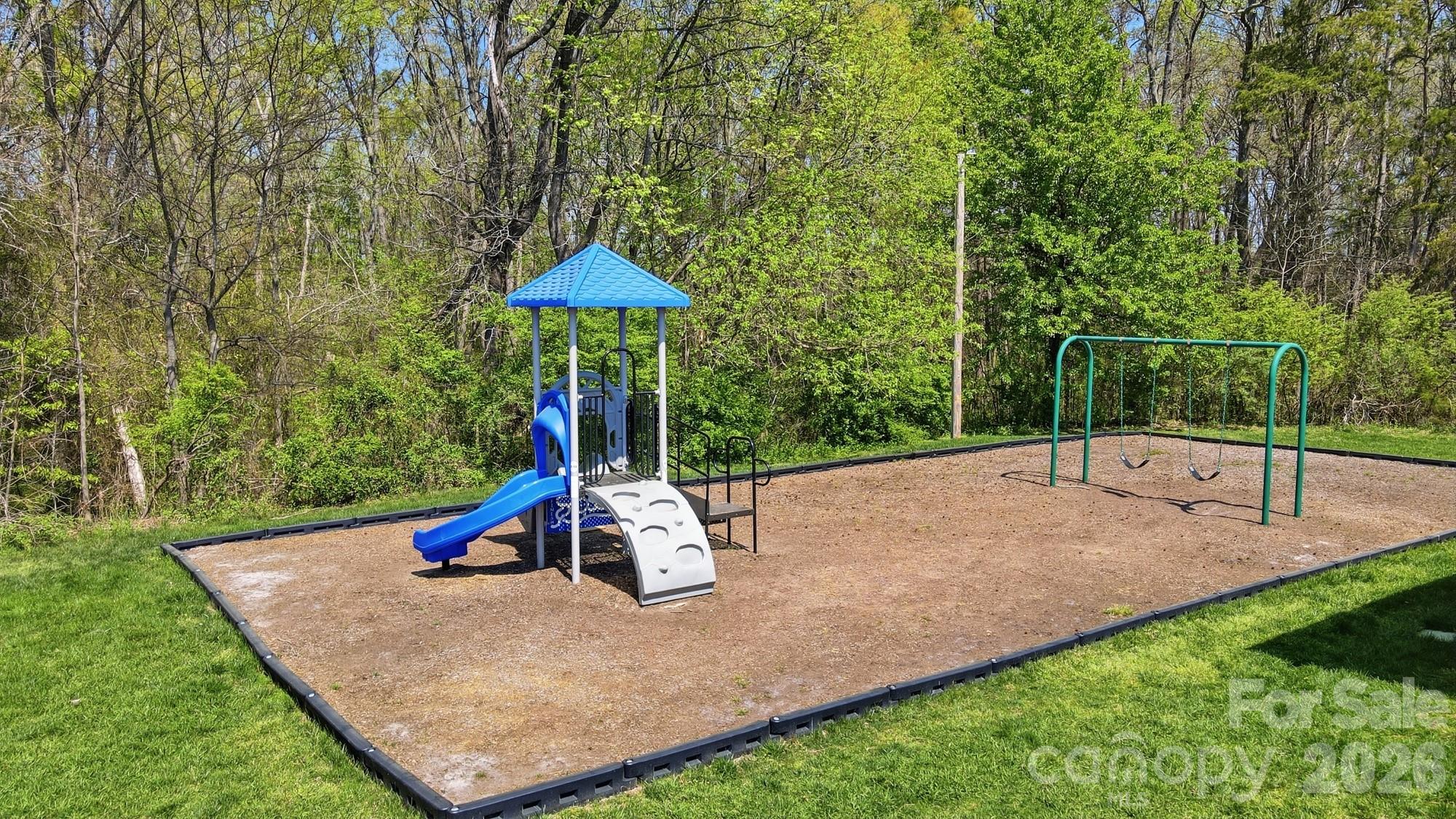 1009 Onotoa Drive Property Photo 40