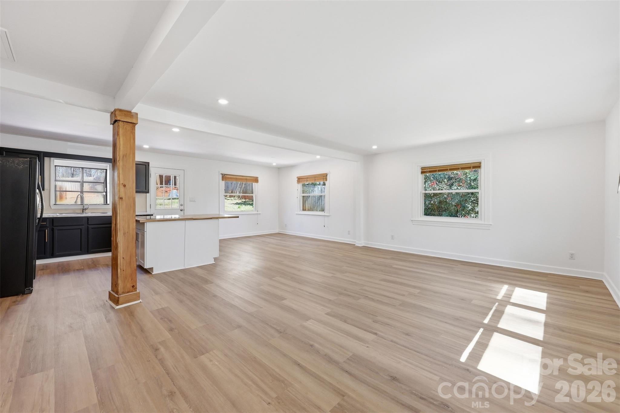 4920 Bright Road Property Photo 3