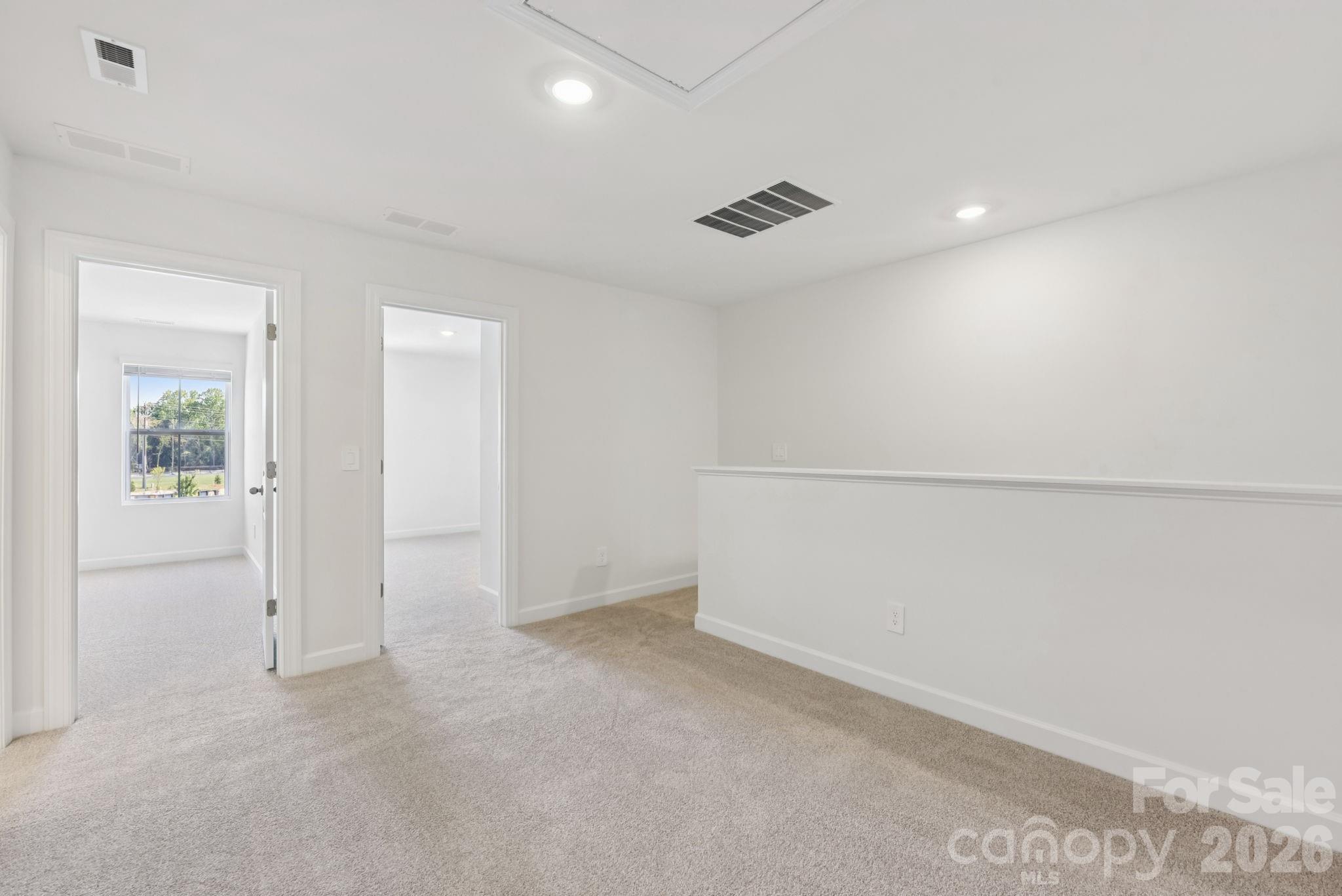 445 Markridge Loop Property Photo 7