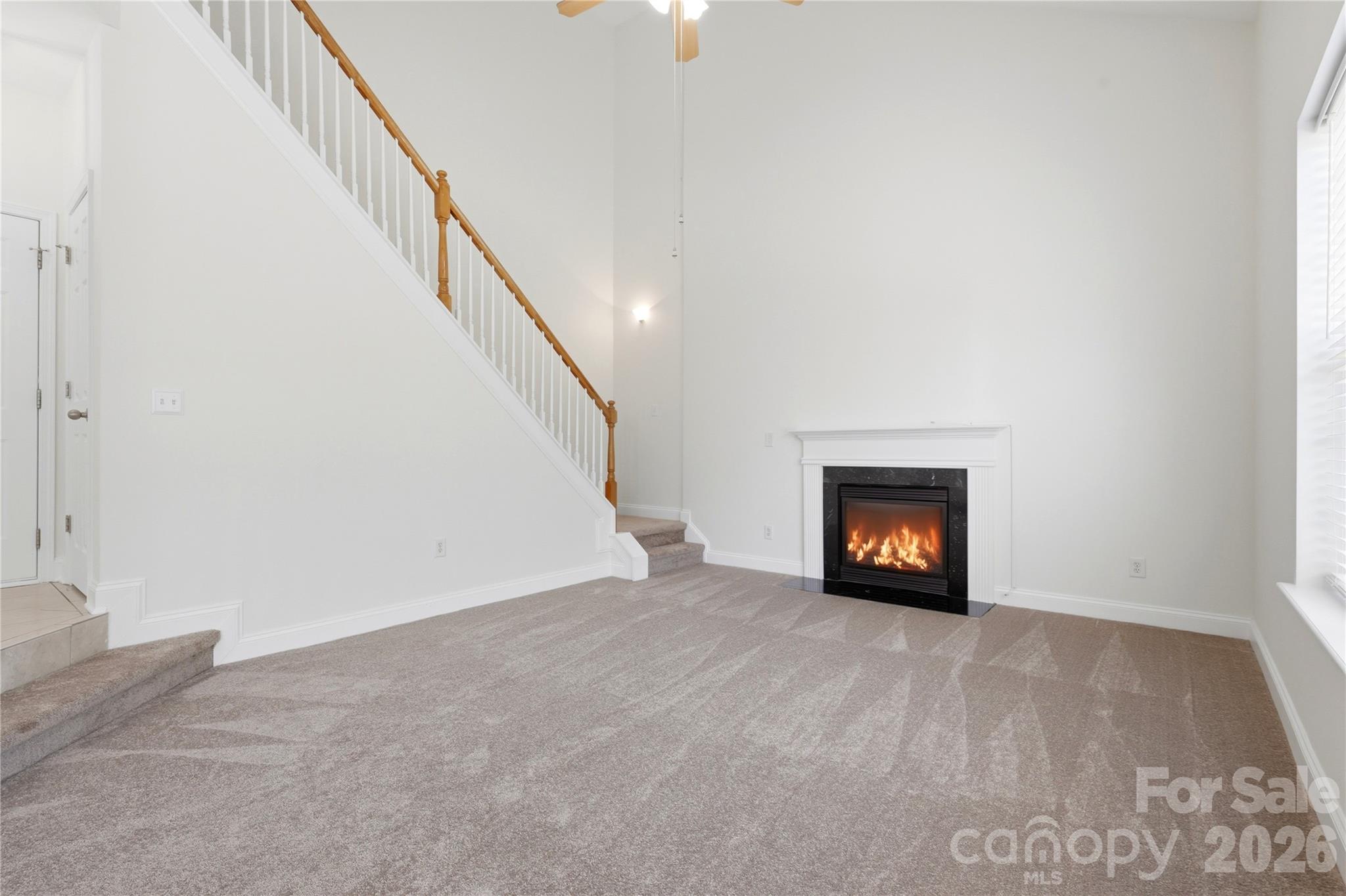 105 Summer Breeze Court Property Photo 8
