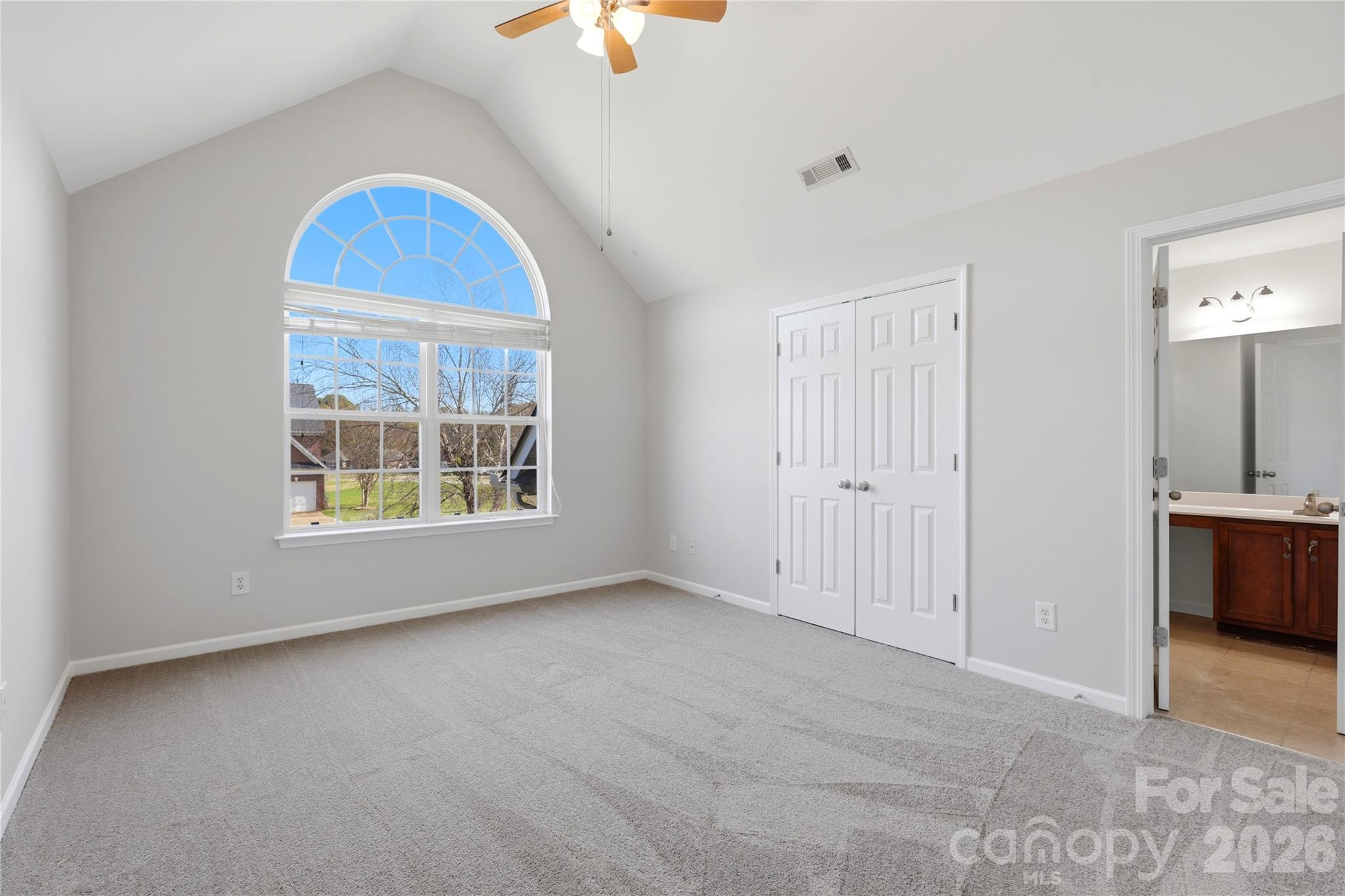 105 Summer Breeze Court Property Photo 17