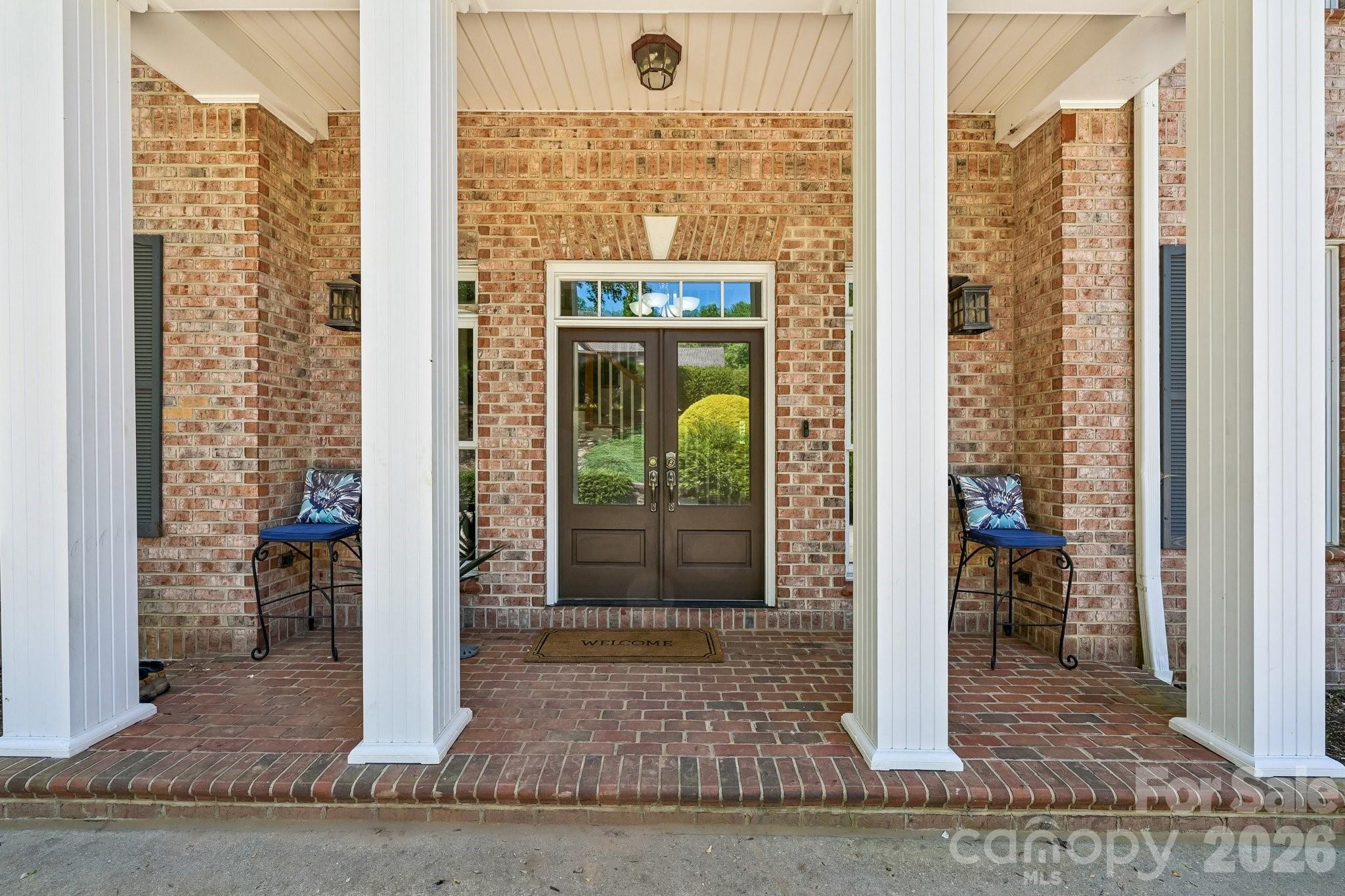 209 37th Avenue Place Property Photo 2