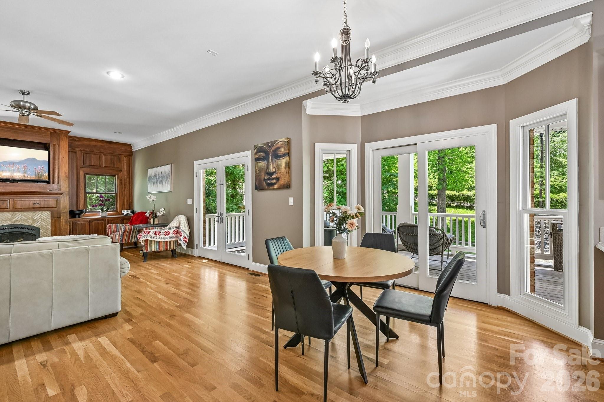 209 37th Avenue Place Property Photo 14