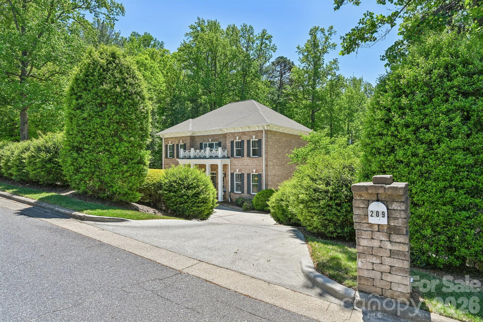 209 37th Avenue Place Property Photo 23