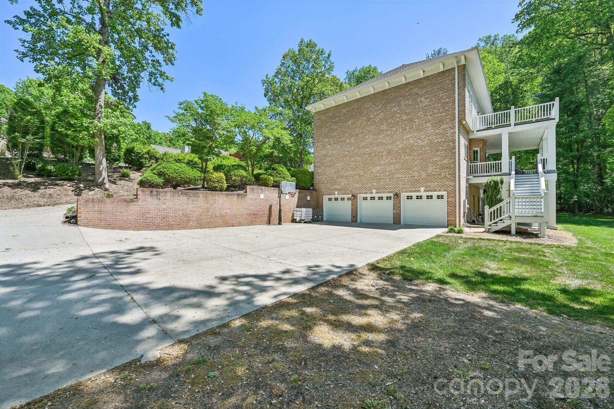 209 37th Avenue Place Property Photo 46