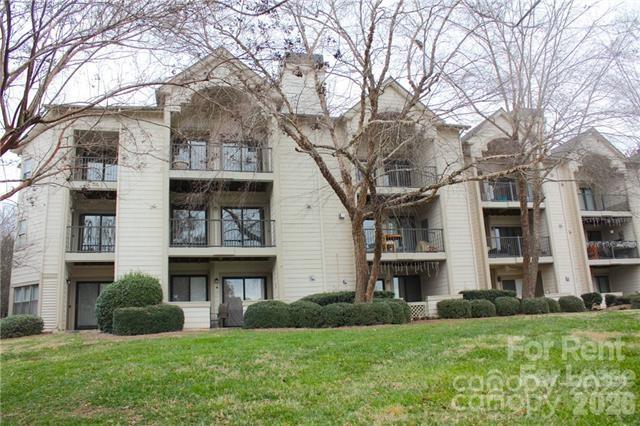18817 Nautical Drive Property Photo 1