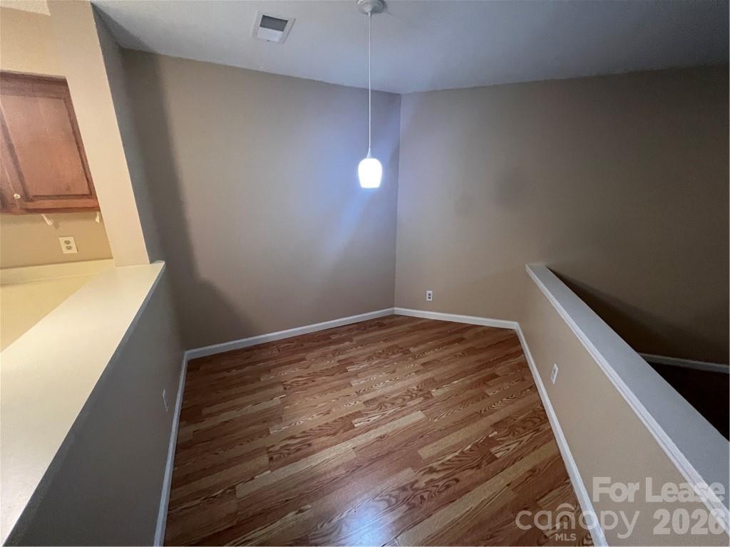 18817 Nautical Drive Property Photo 6