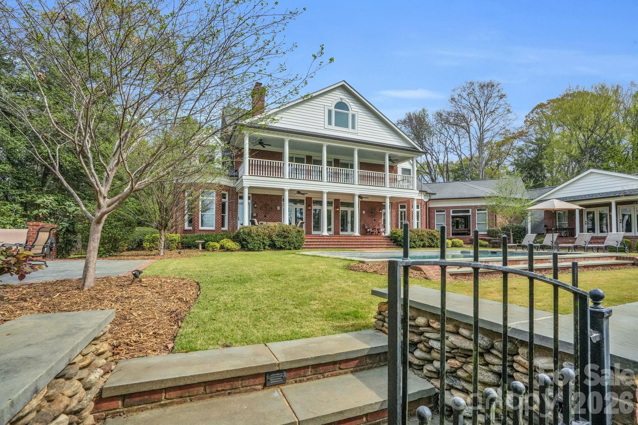 312 Old Hickory Court Property Photo 43