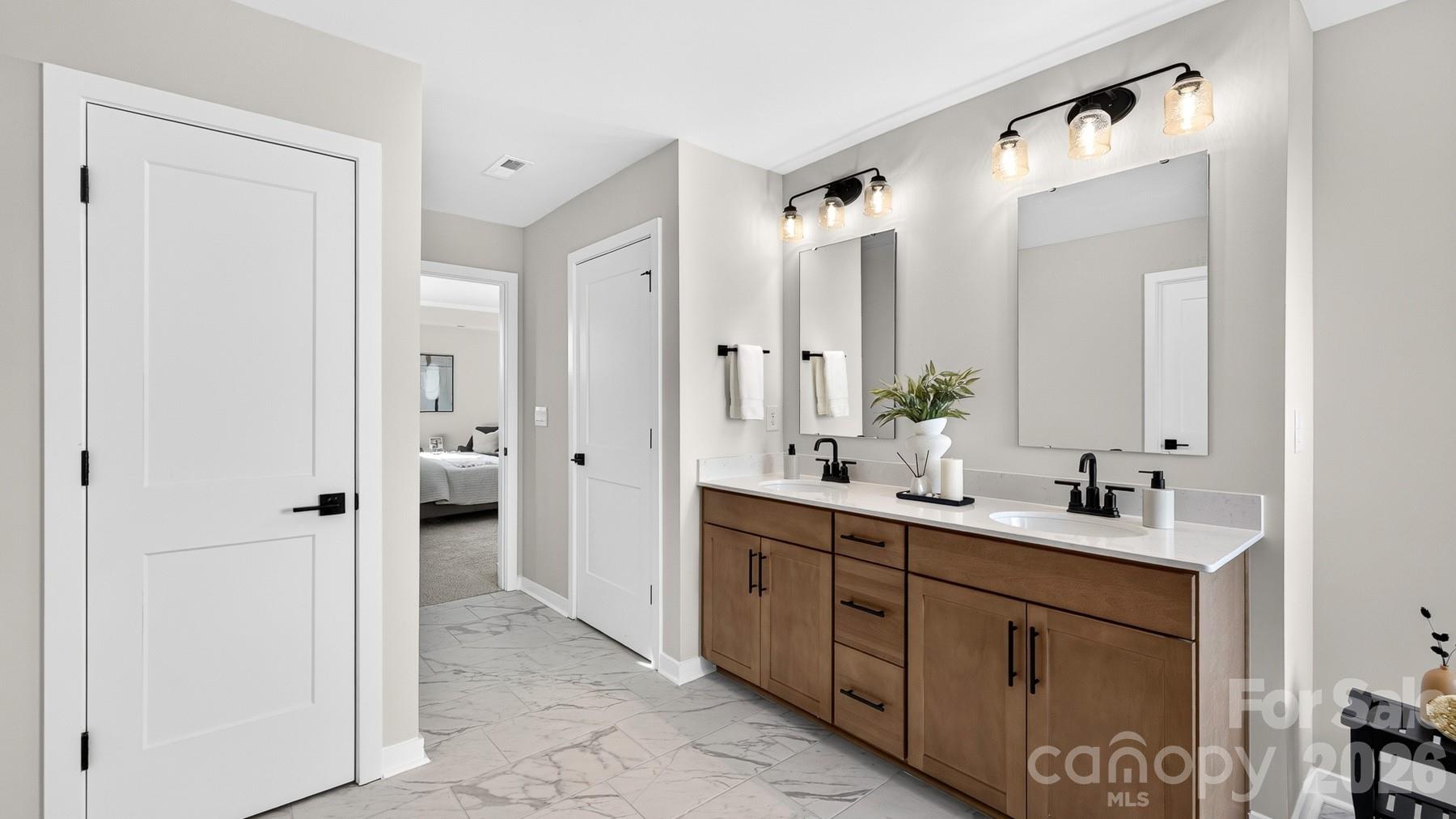 4249 Round Table Drive Property Photo 21