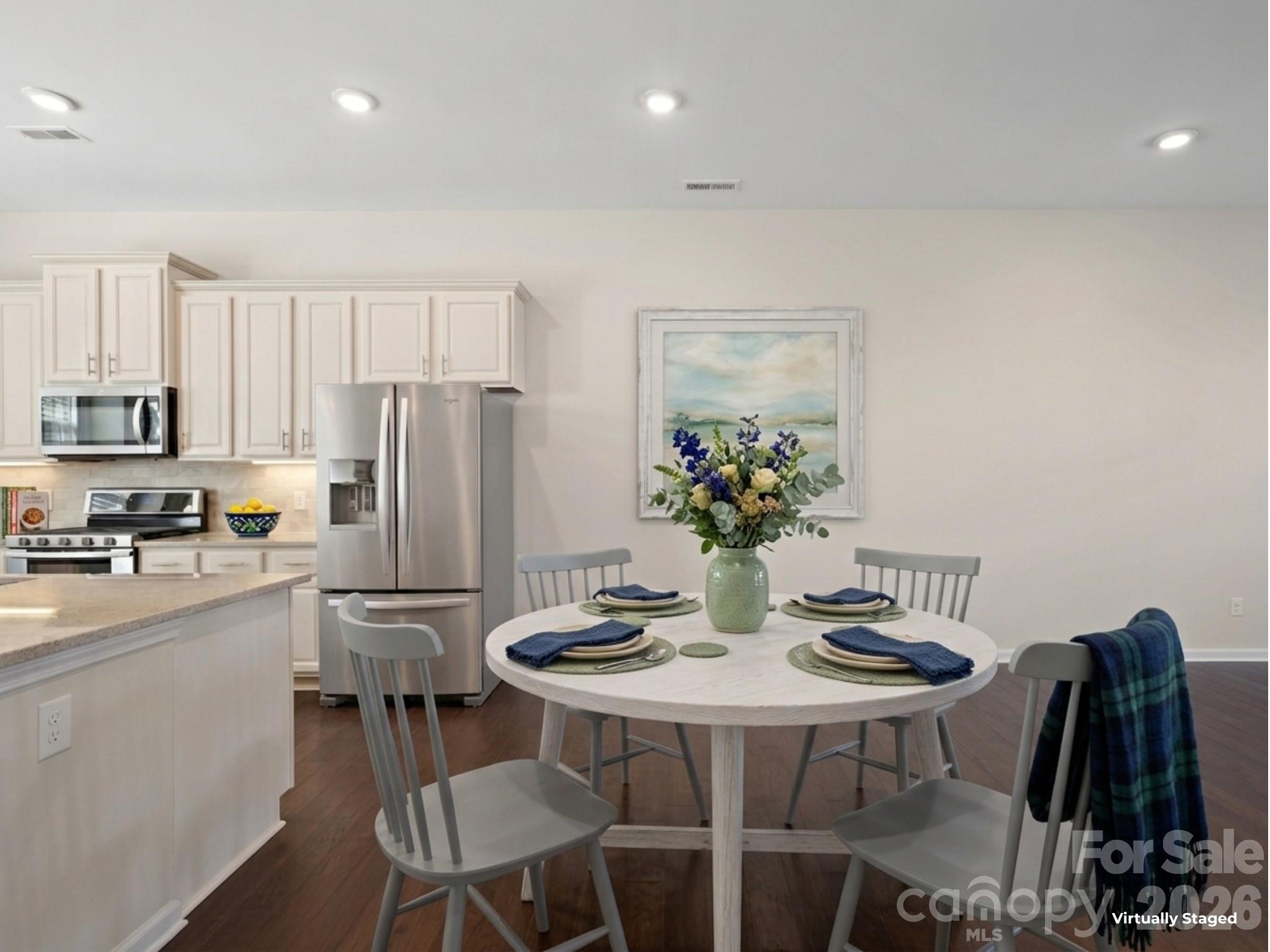 1112 Doveridge Street Property Photo 10
