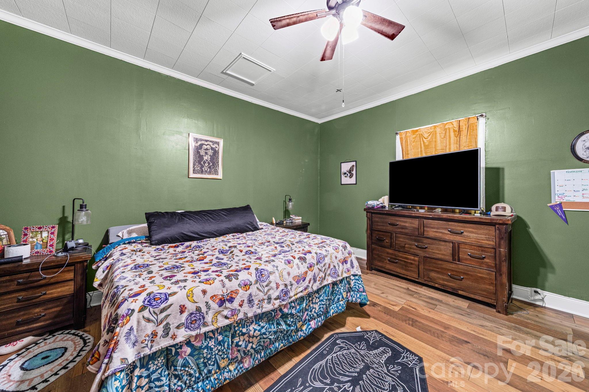 1930 S Post Road Property Photo 18