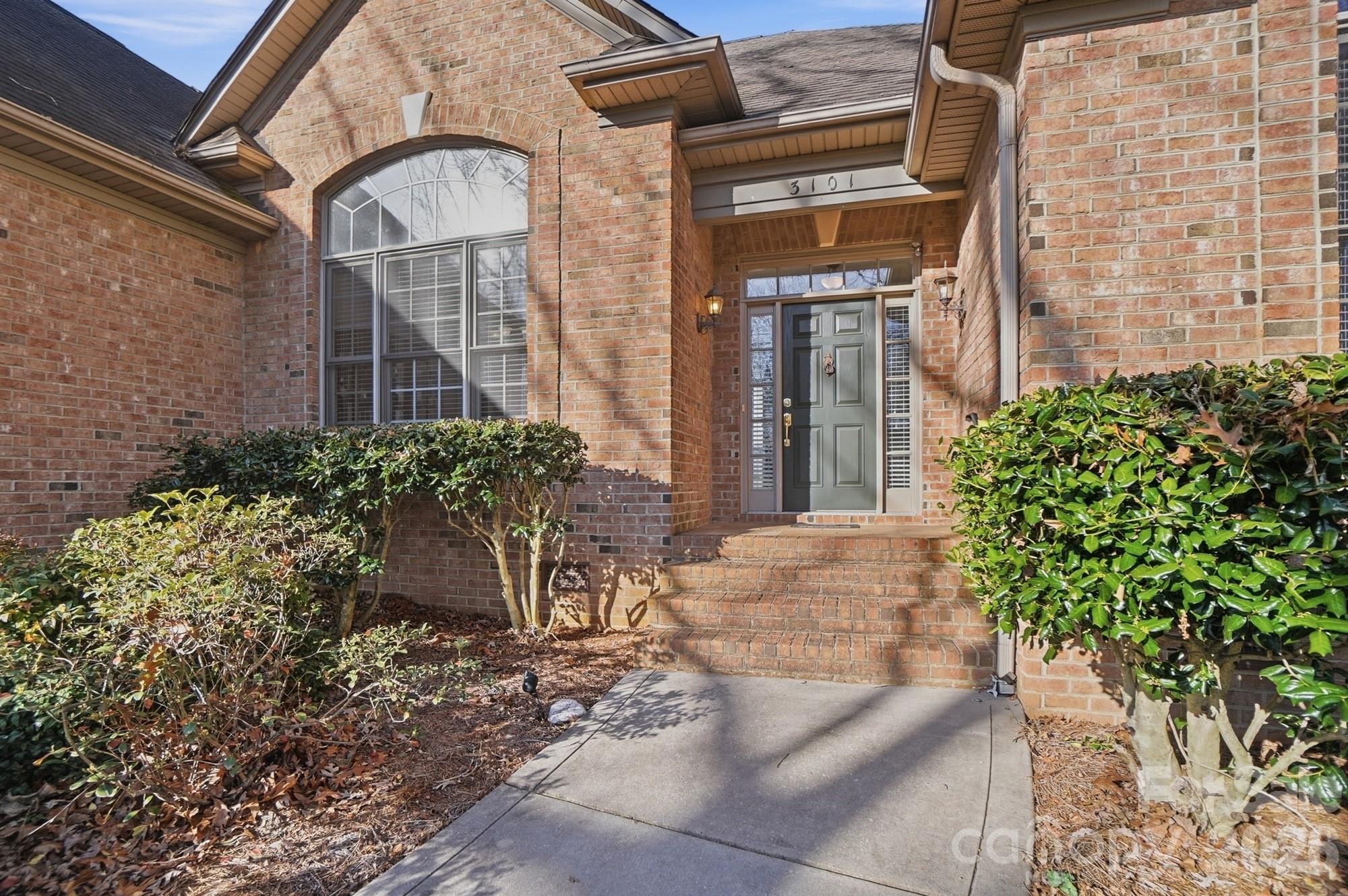 3101 Three Wood Drive Property Photo 3