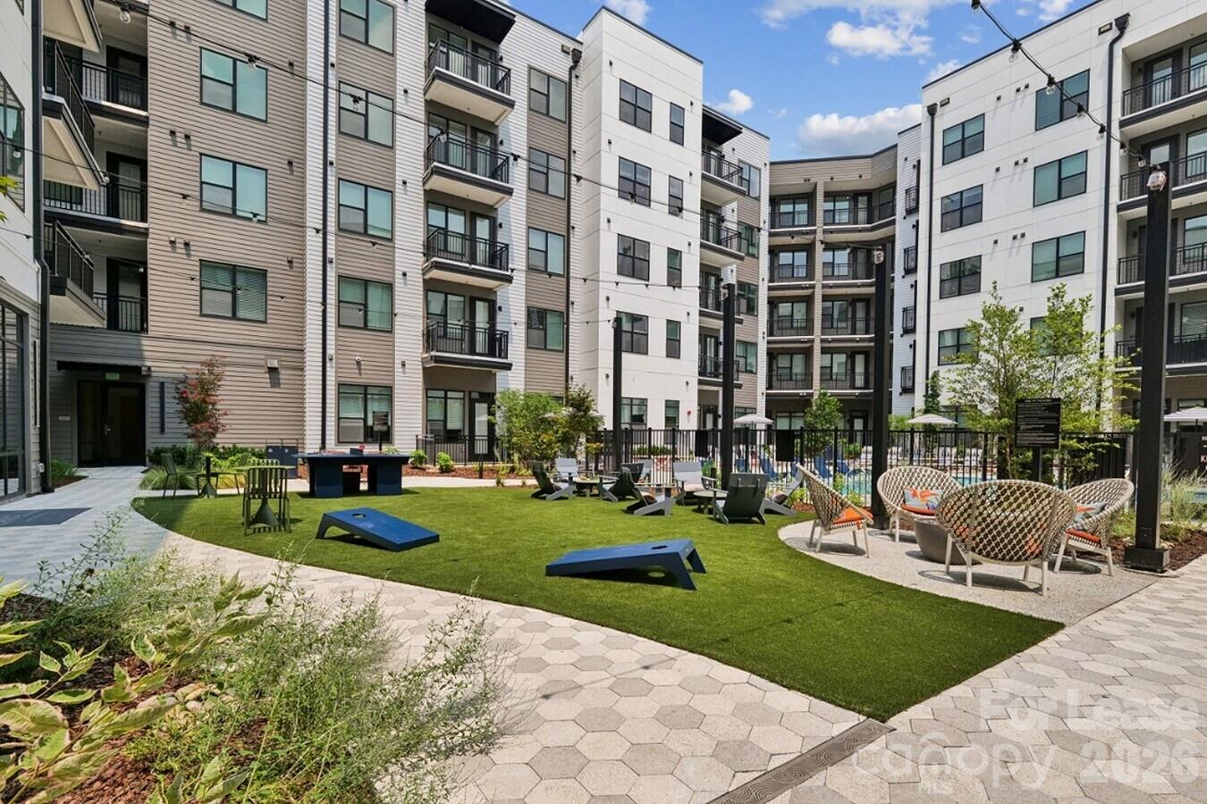 2222 N Tryon Street B1 Property Photo 11