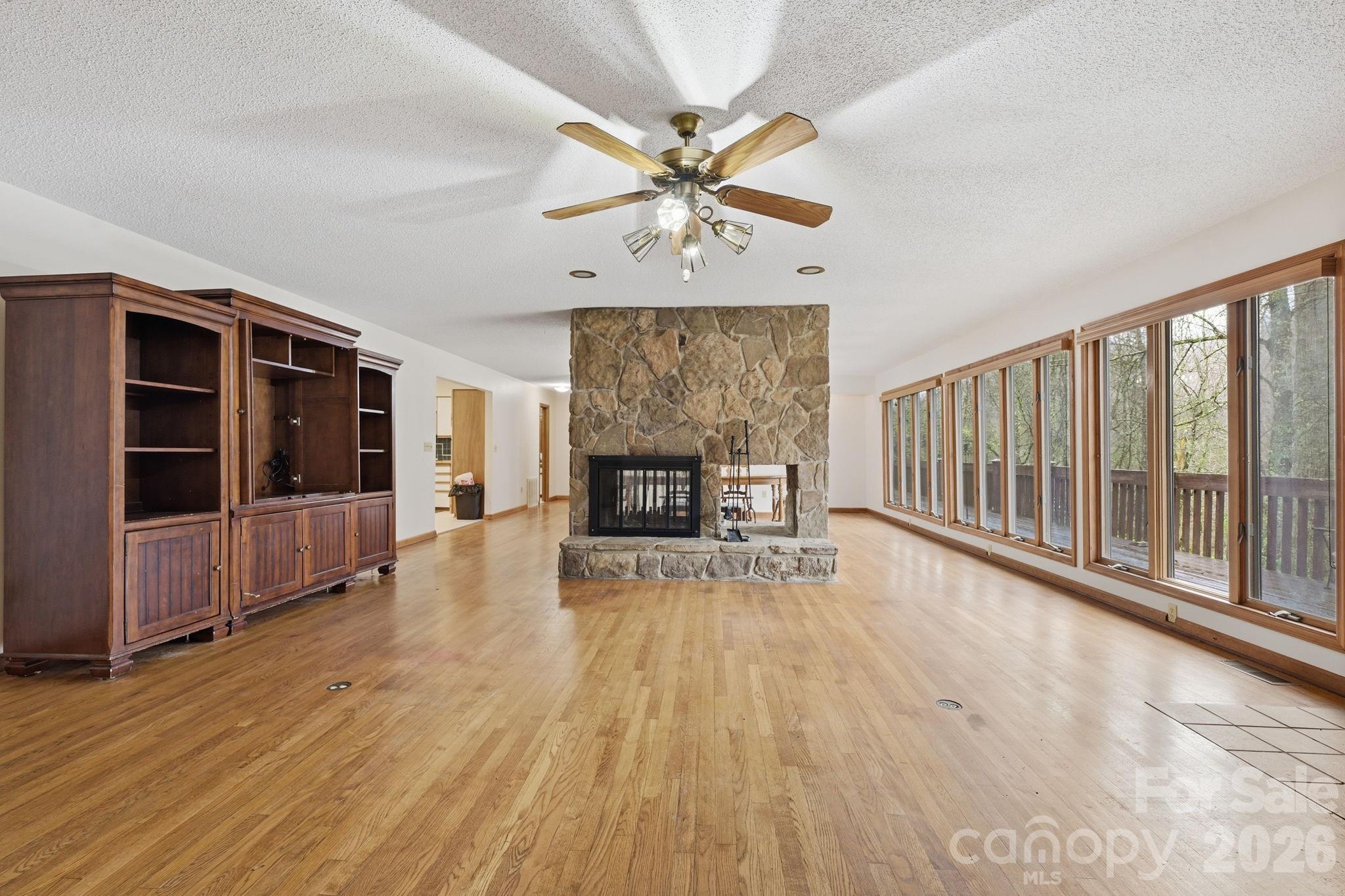 652 Shepherds Creek Road Property Photo 4