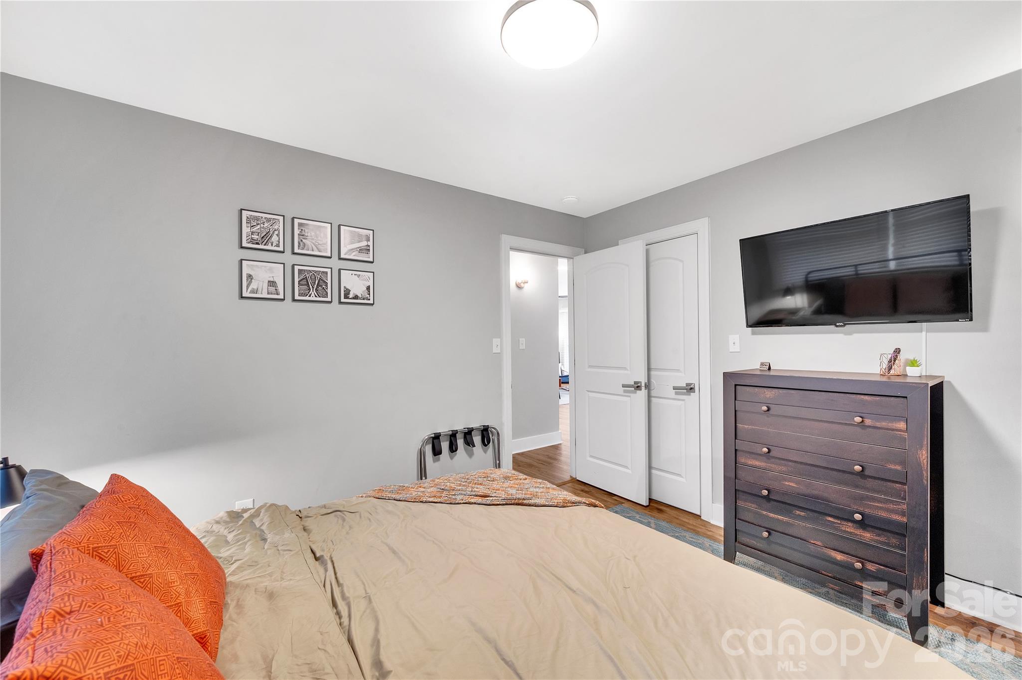 2025 Ibis Court Property Photo 14