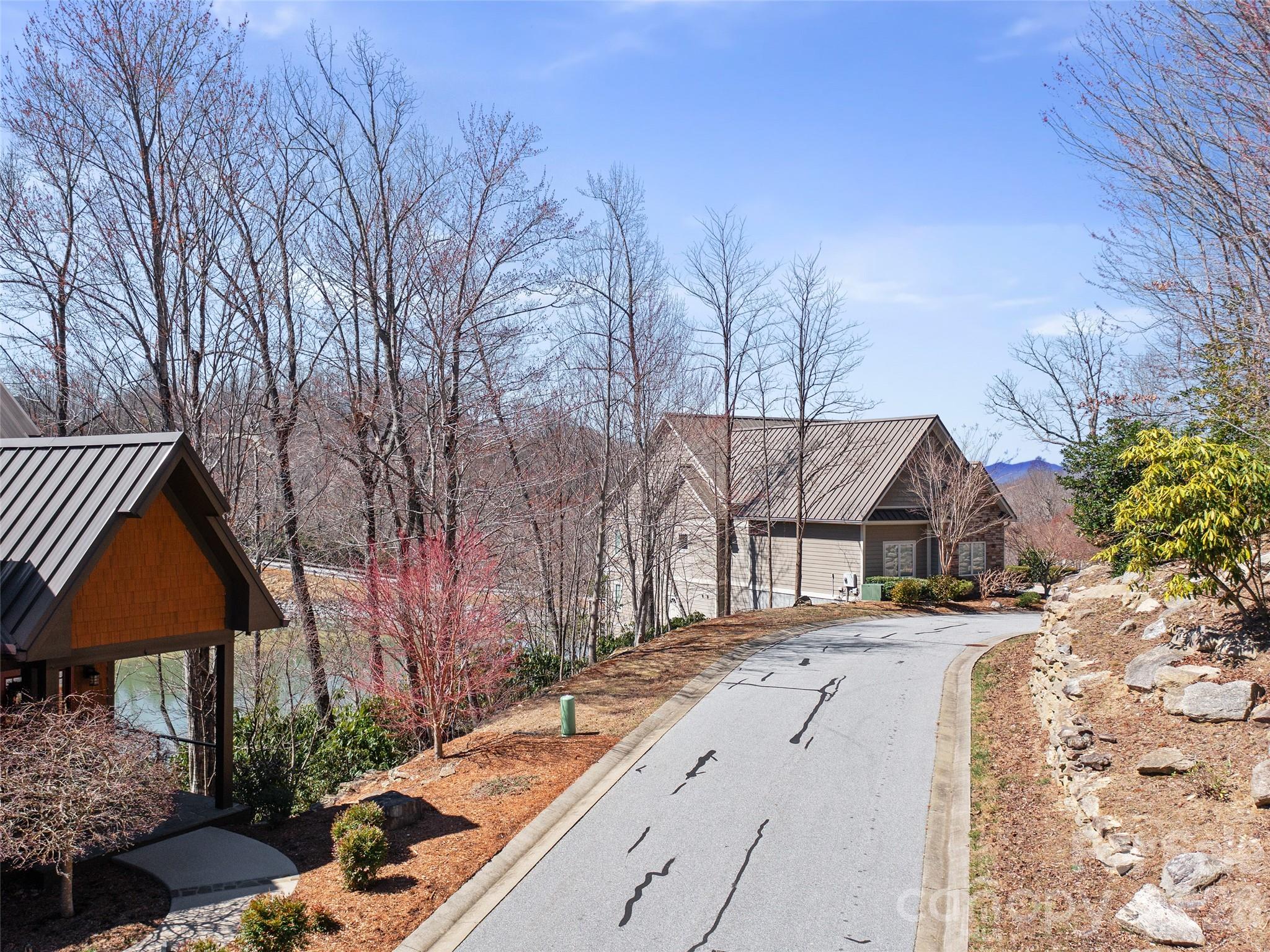 82 Narrows Run Loop Property Photo 14