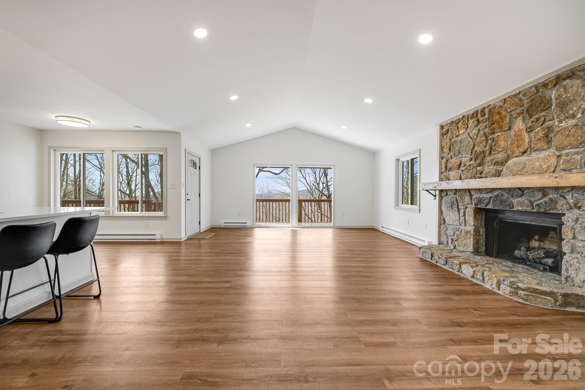 1065 Oak Ridge Lane 713 Property Photo 11