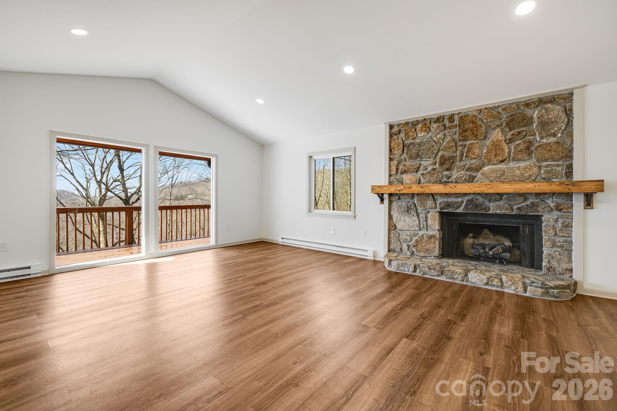 1065 Oak Ridge Lane 713 Property Photo 14