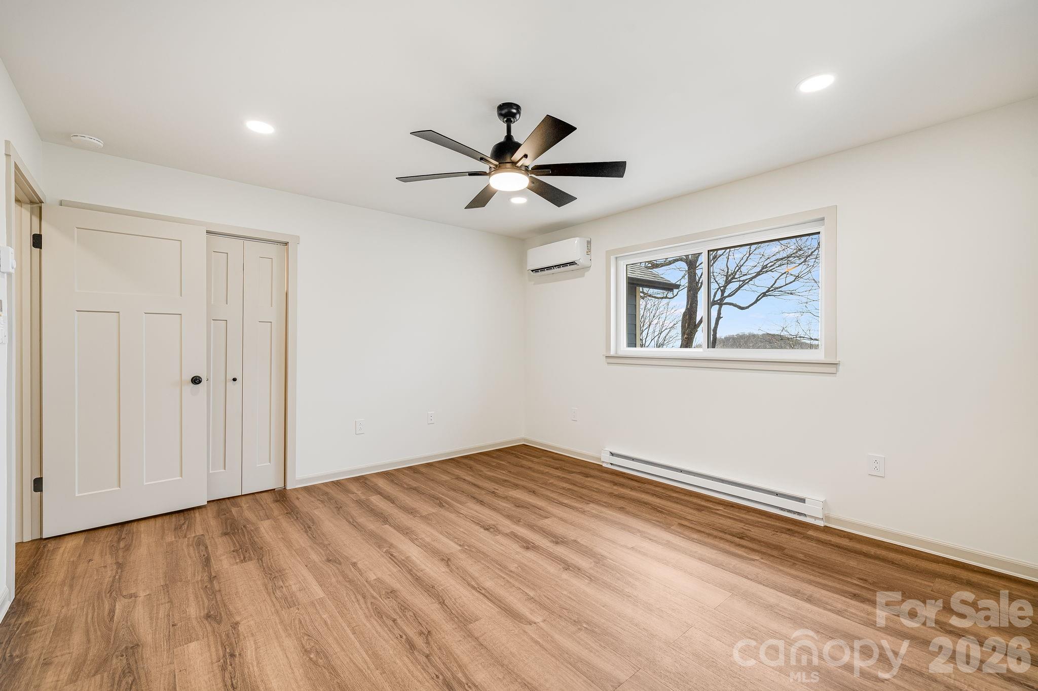 1065 Oak Ridge Lane 713 Property Photo 25