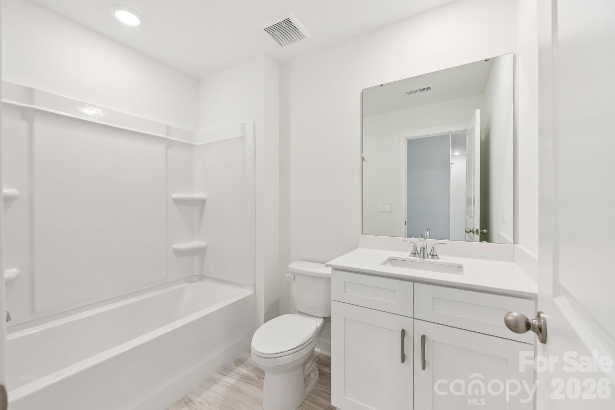 218 Tiger Lily Drive Property Photo 11