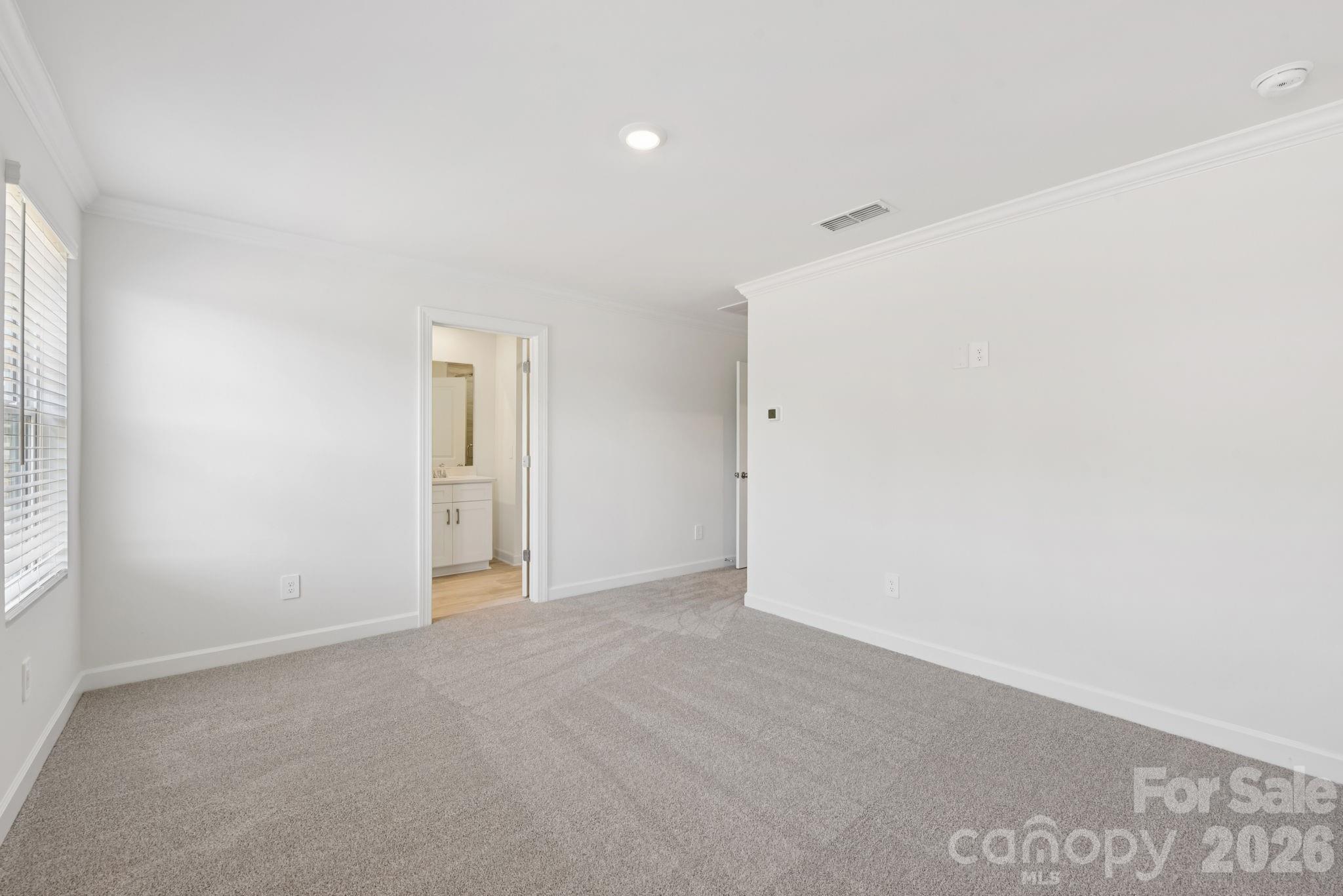 218 Tiger Lily Drive Property Photo 14