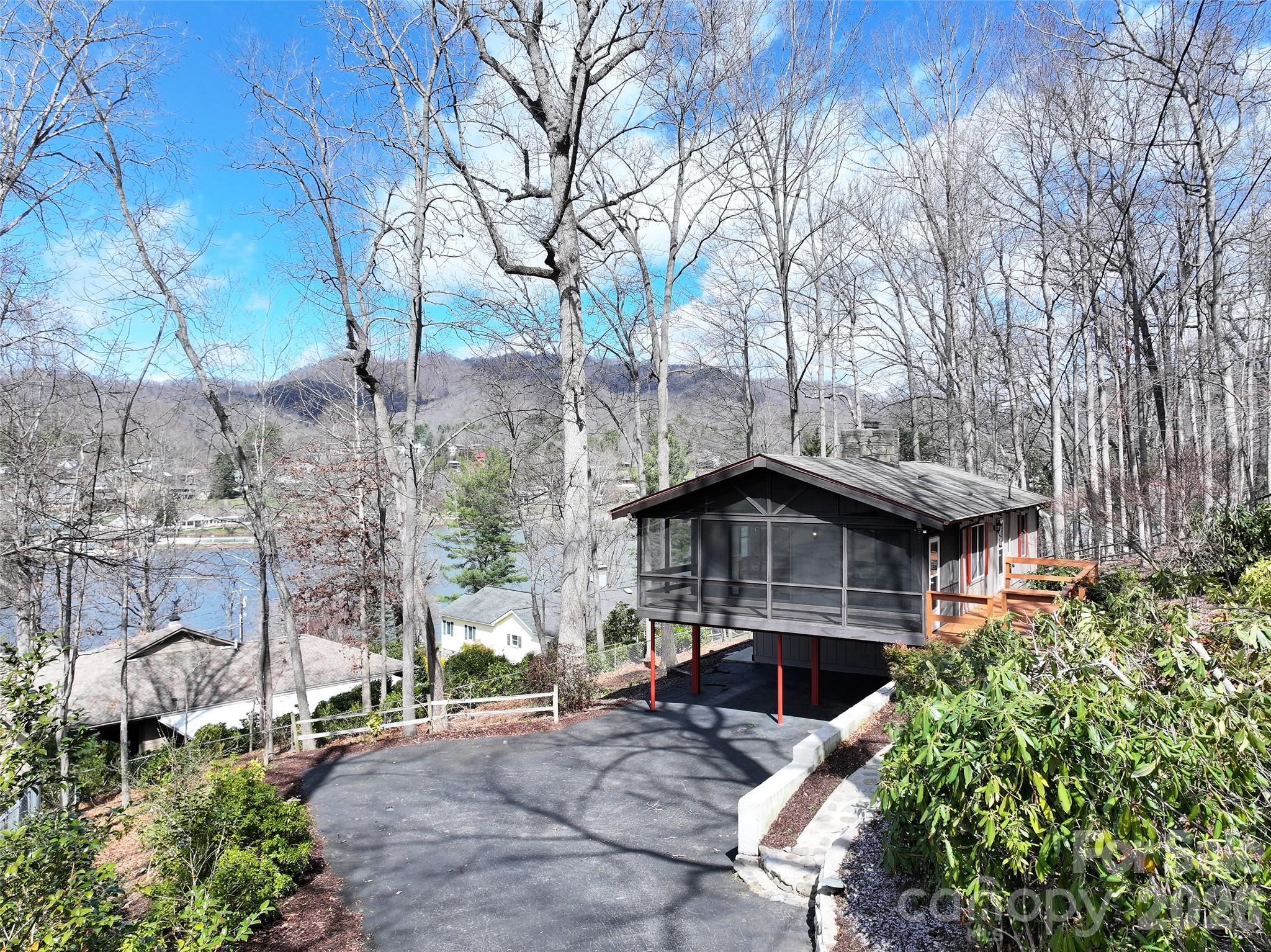 436 Crum Drive Property Photo 6