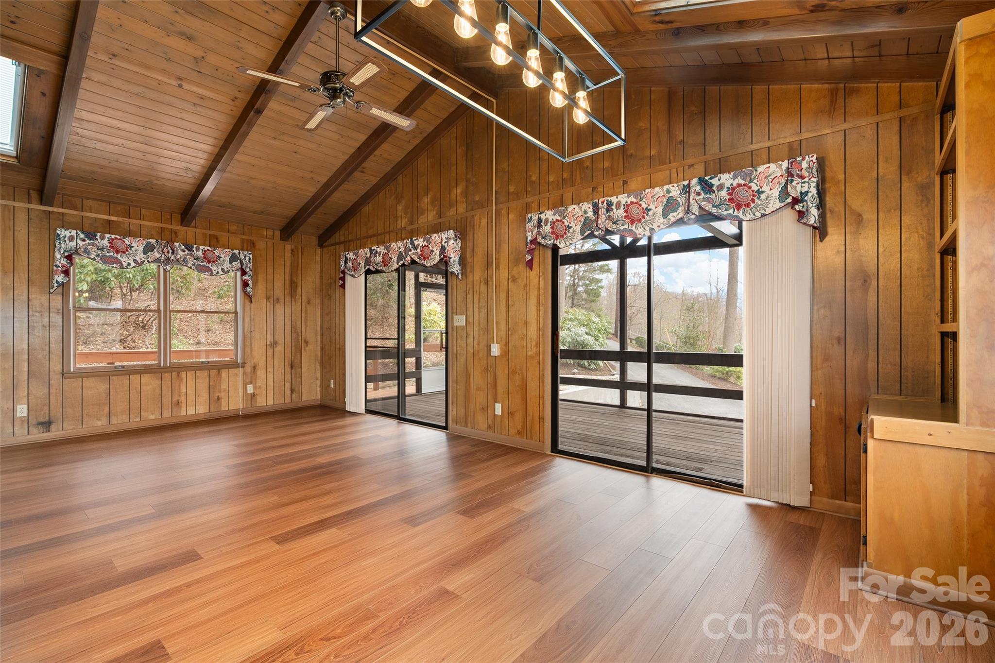 436 Crum Drive Property Photo 13