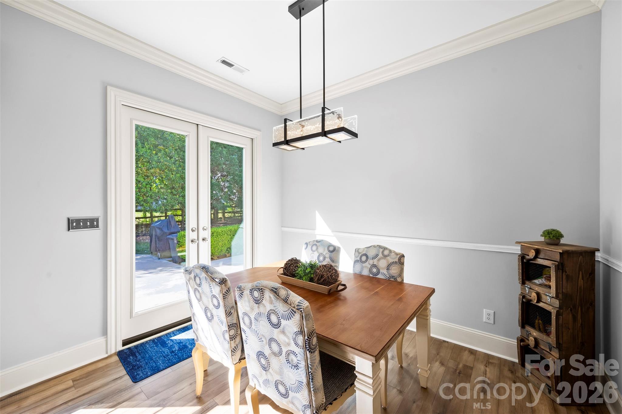 8105 Prescot Glen Parkway Property Photo 6