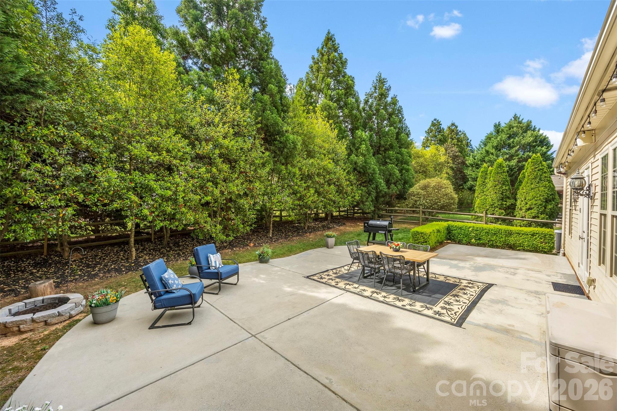 8105 Prescot Glen Parkway Property Photo 23