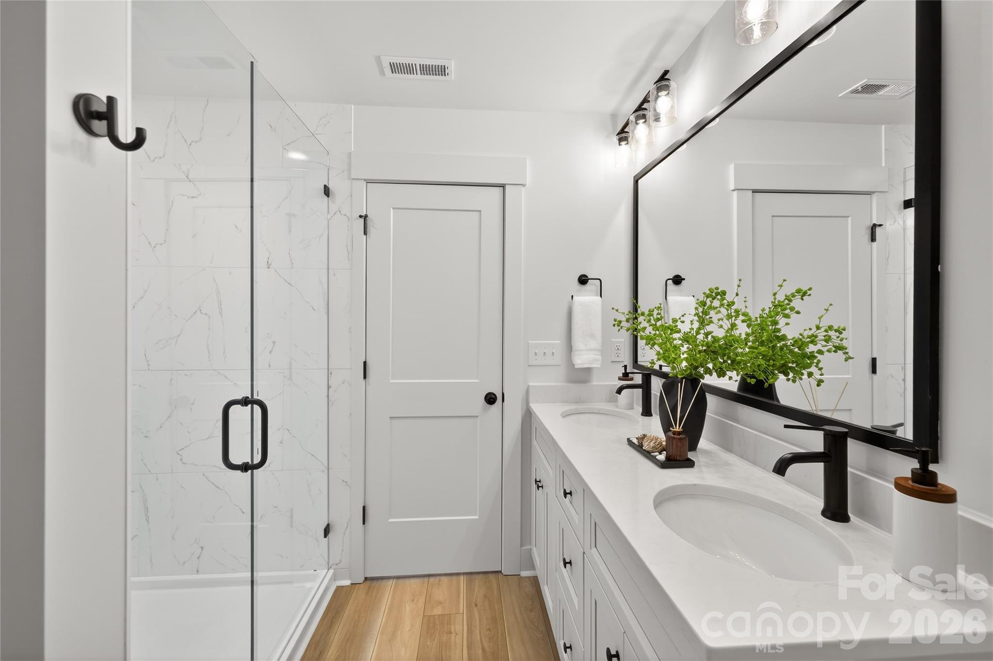 12722 Hamilton Road Property Photo 13