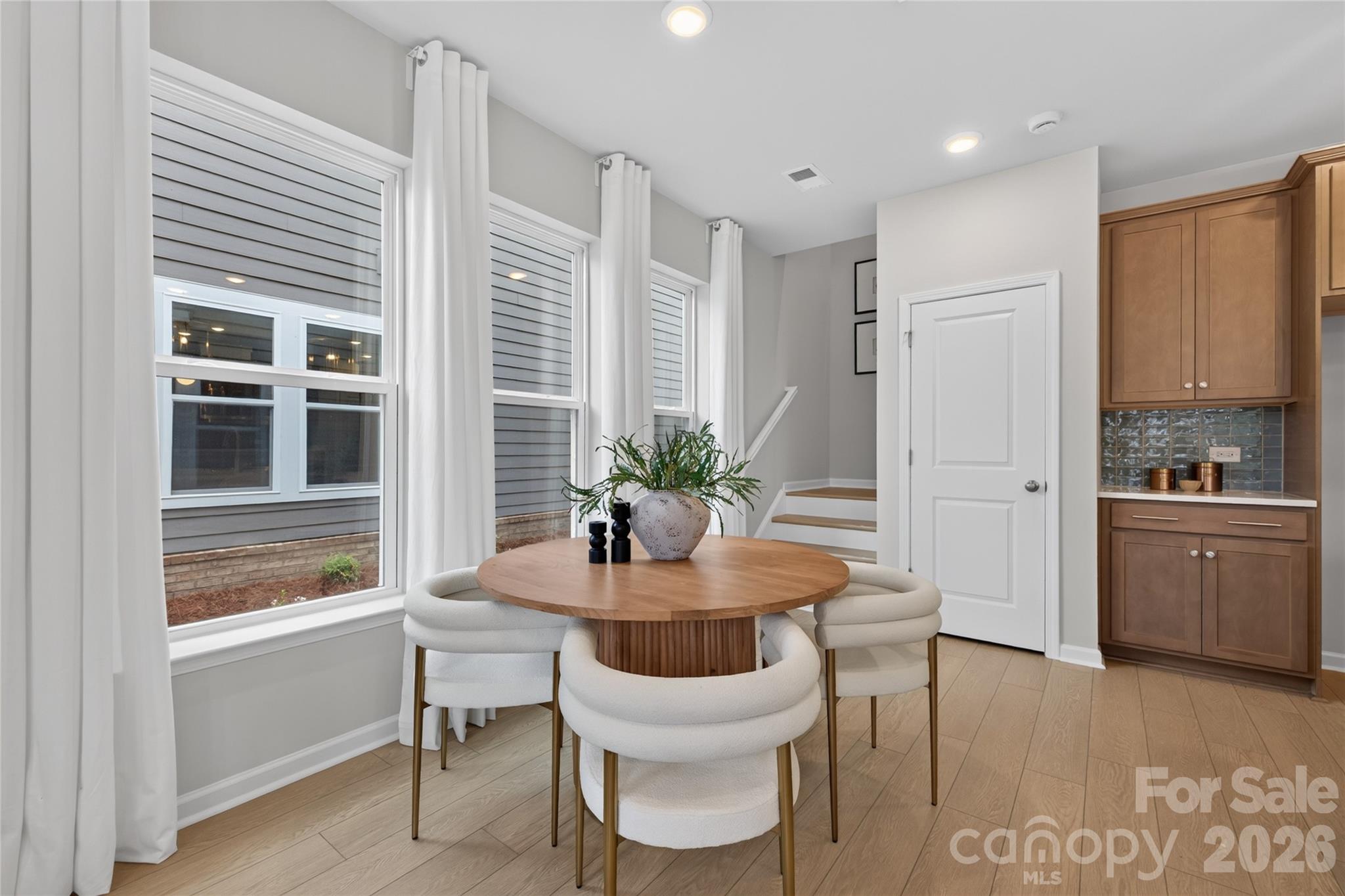575 Cape Cod Way Property Photo 13
