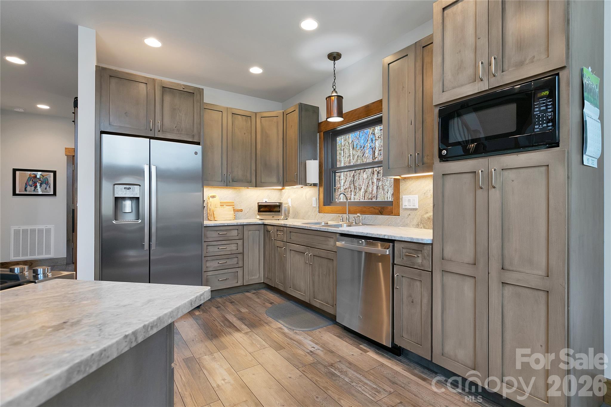 70 Unvdatlvi Court Property Photo 15