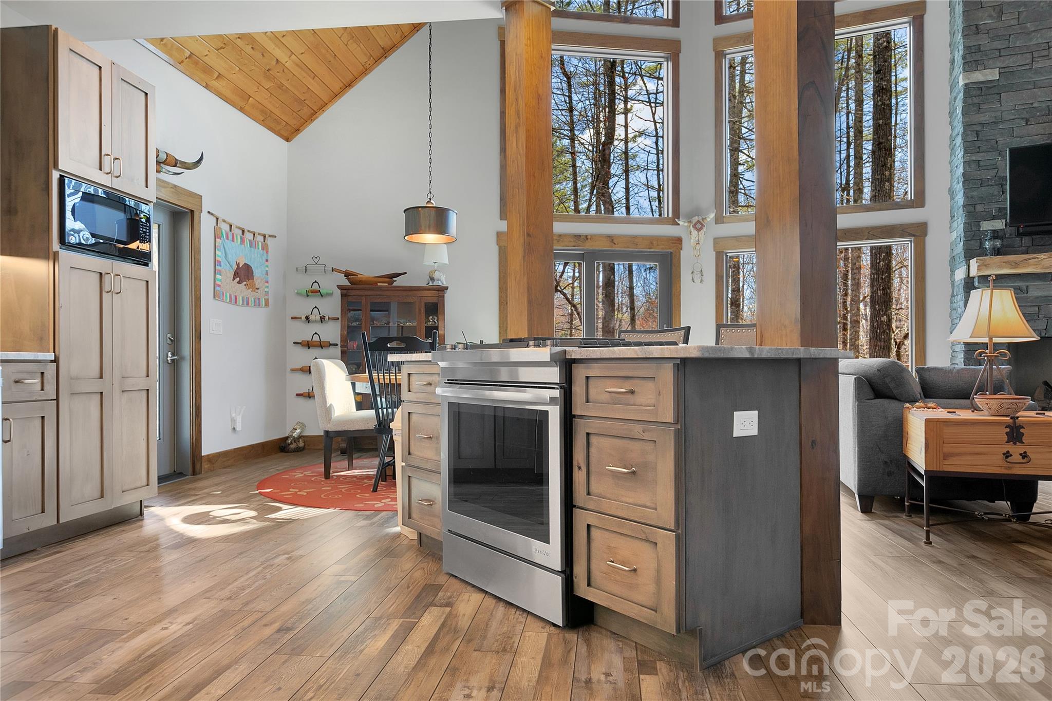 70 Unvdatlvi Court Property Photo 17
