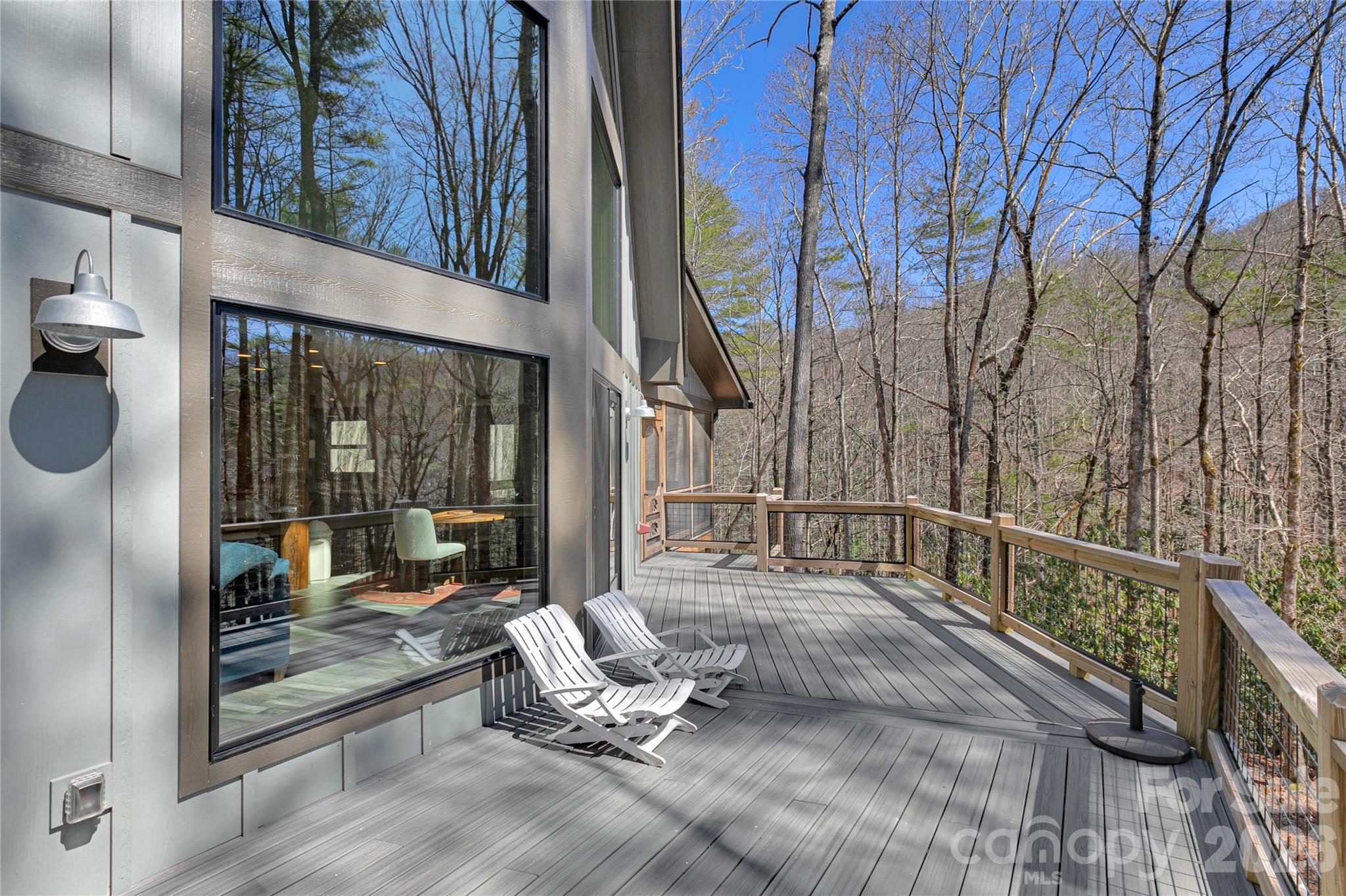70 Unvdatlvi Court Property Photo 18