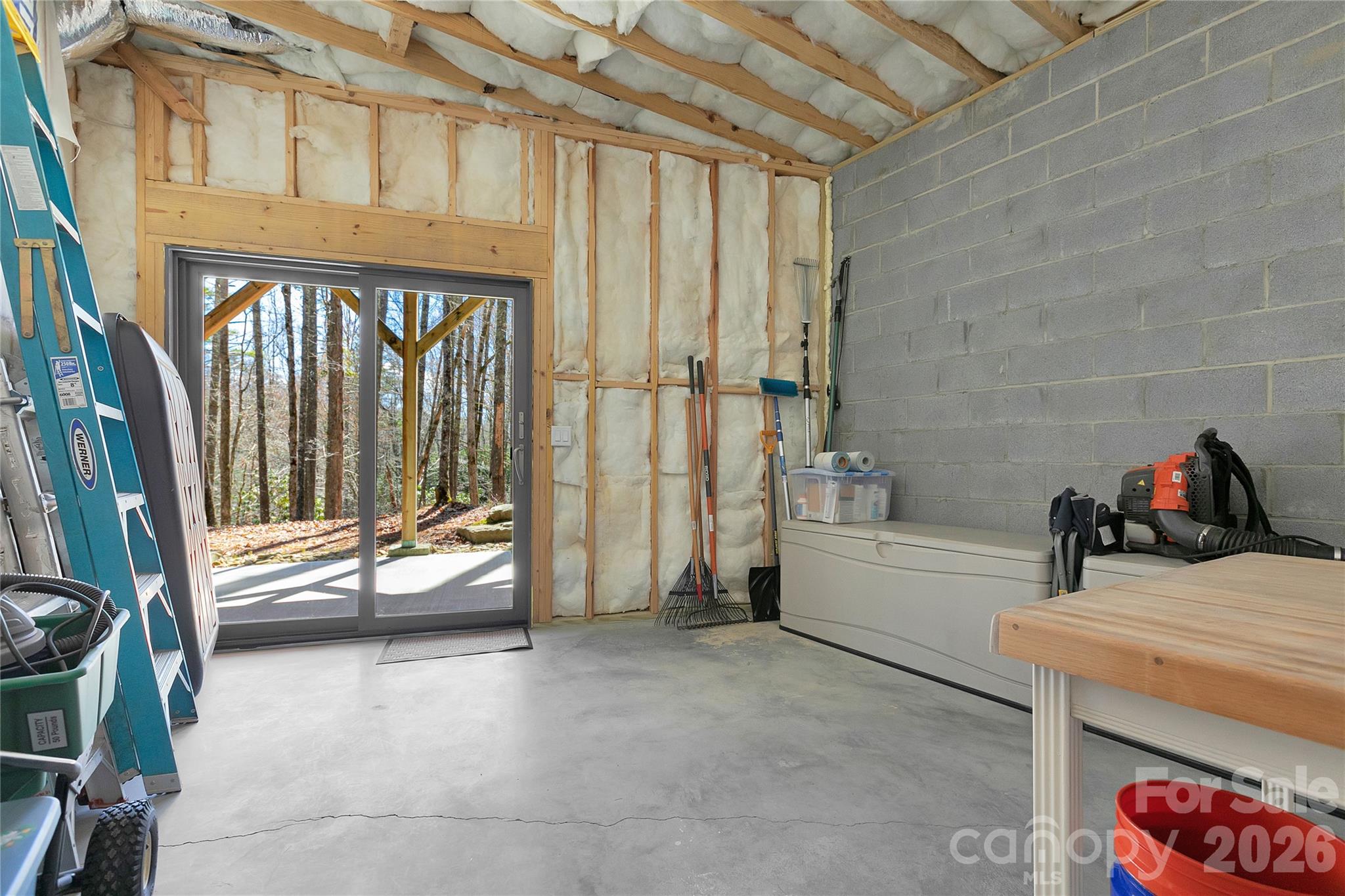 70 Unvdatlvi Court Property Photo 38