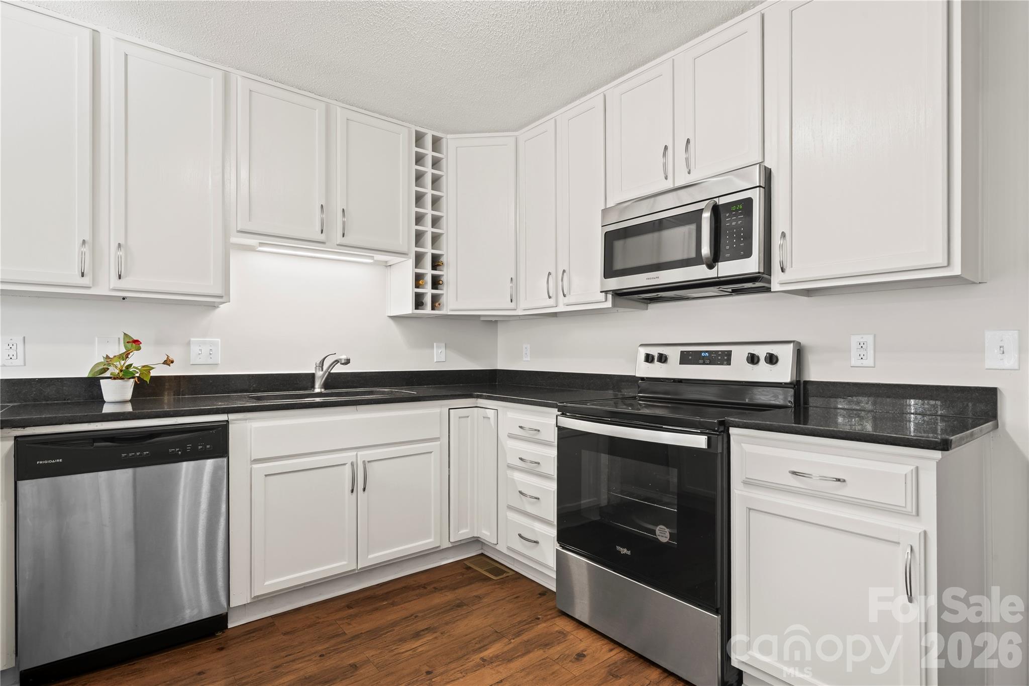 6101 Boykin Spaniel Road Property Photo 13