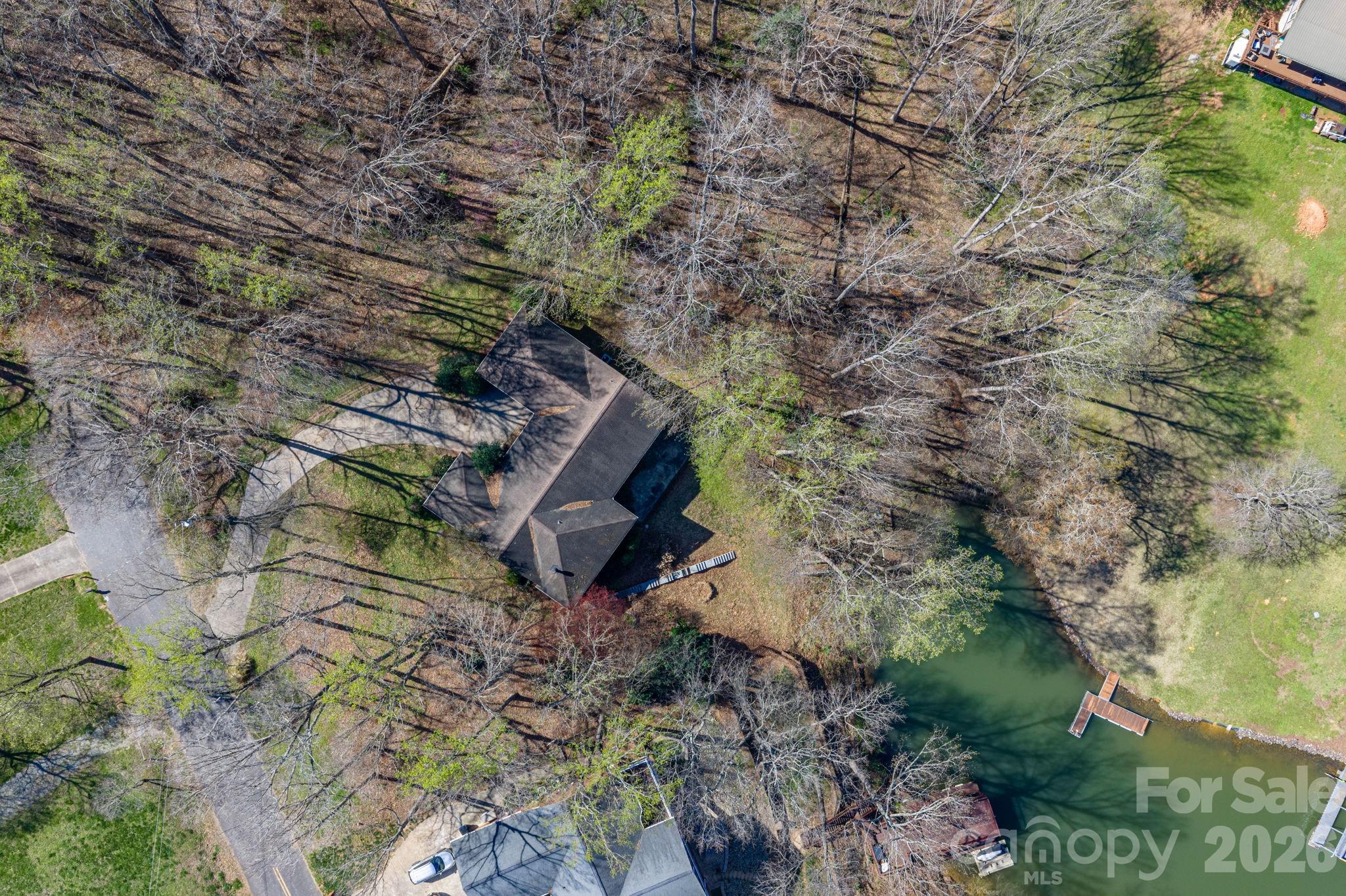 150 Kester Drive Property Photo 2