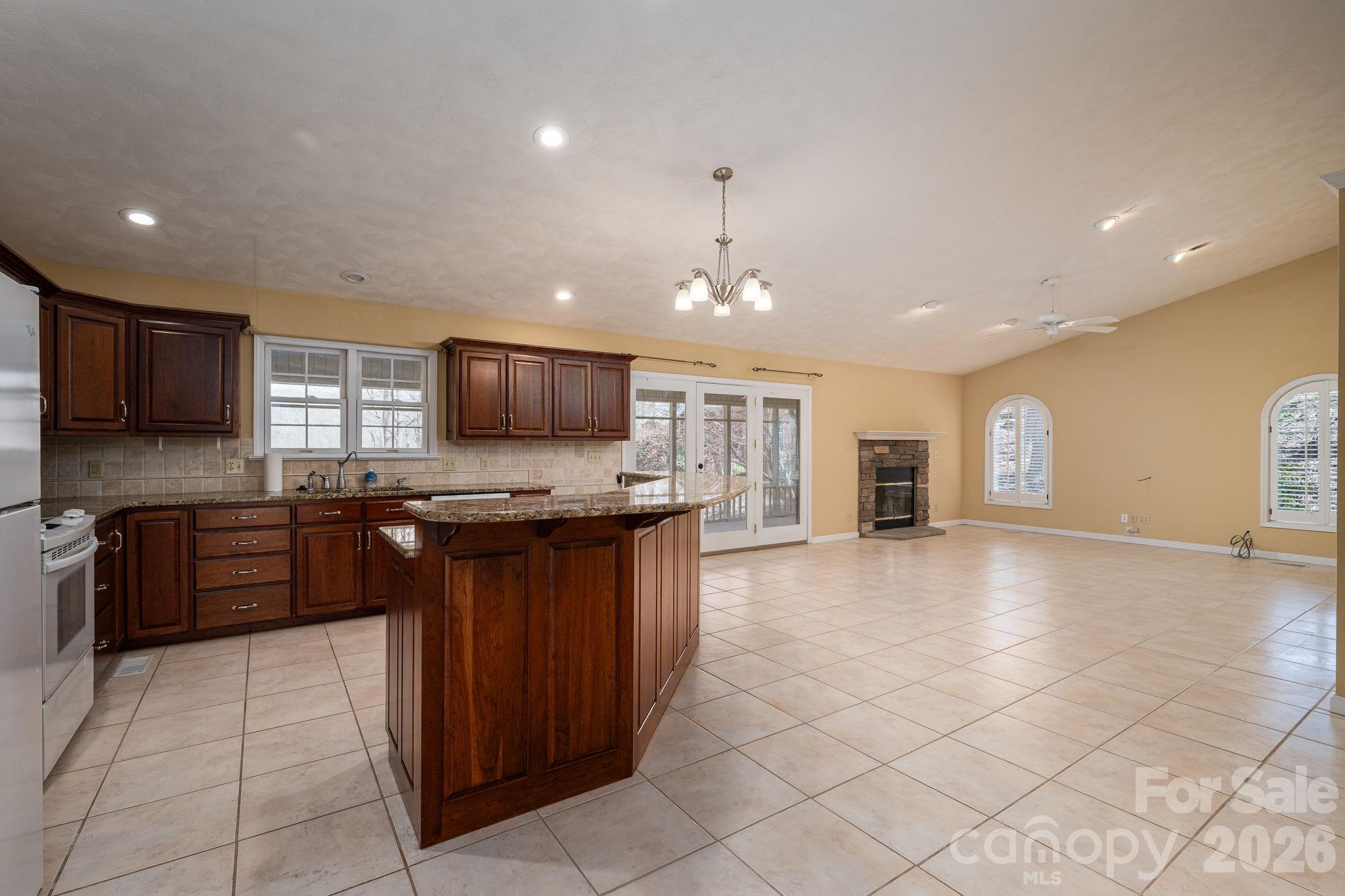 150 Kester Drive Property Photo 9