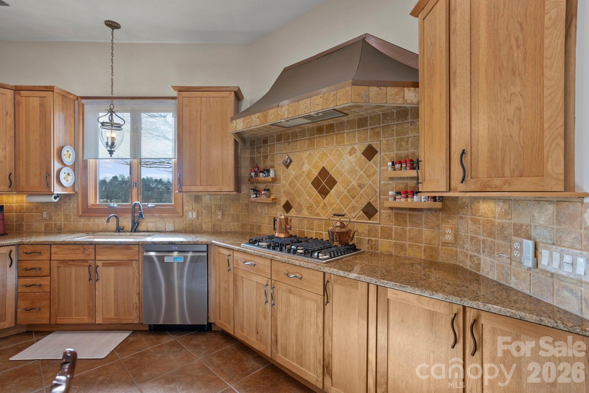 628 Vista Falls Road Property Photo 15