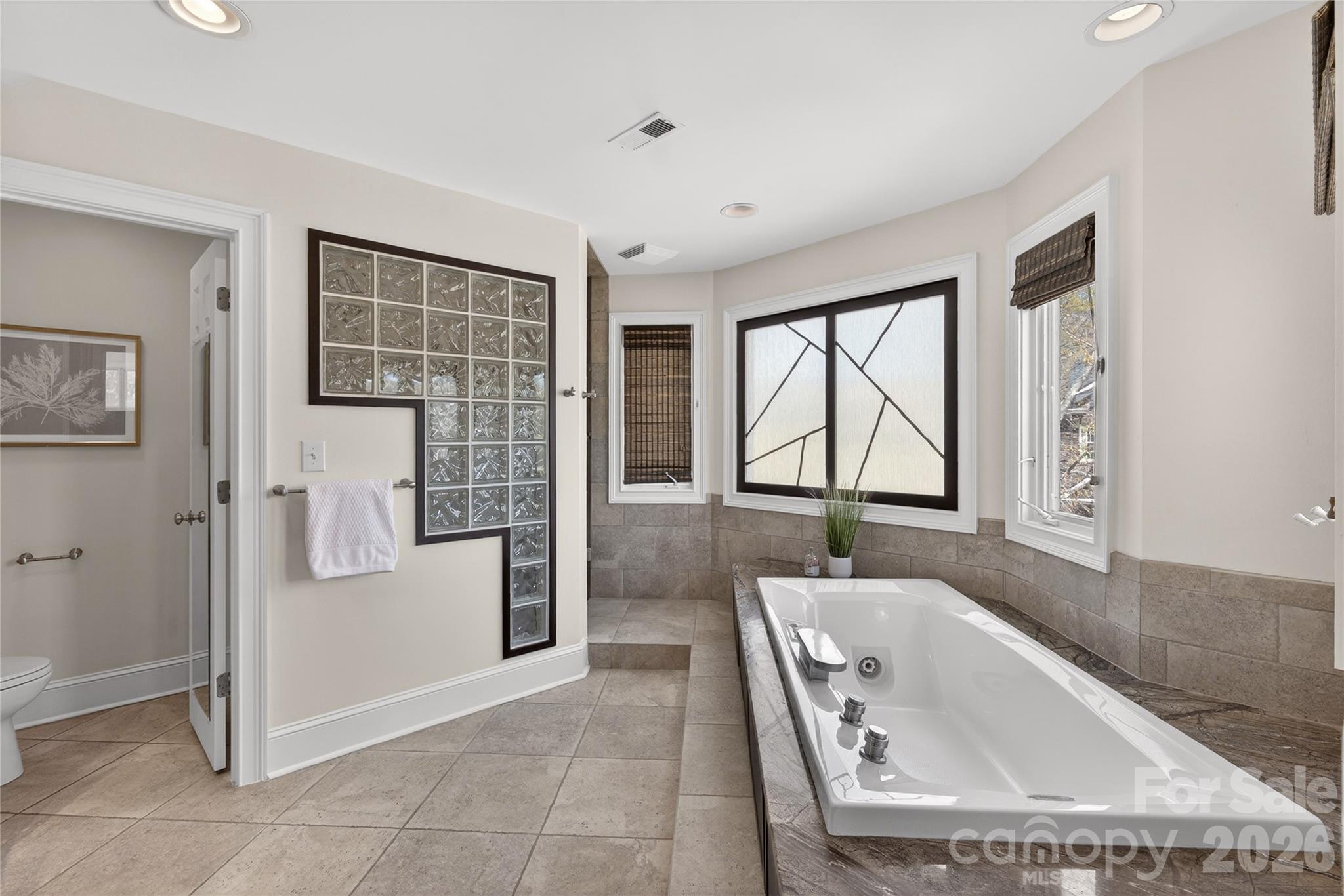 1873 Farrow Drive Property Photo 22