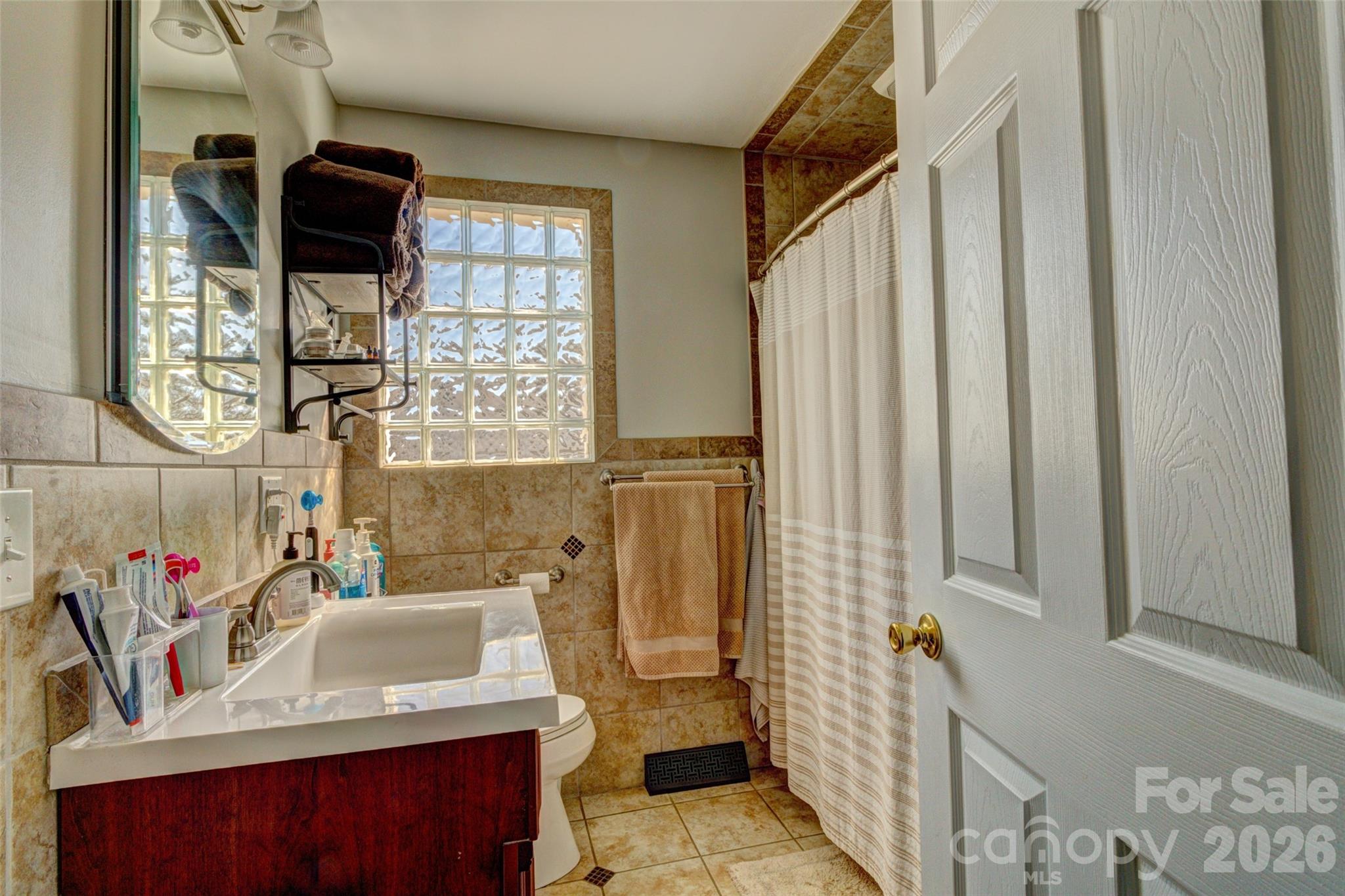 328 S Pink Street Property Photo 13