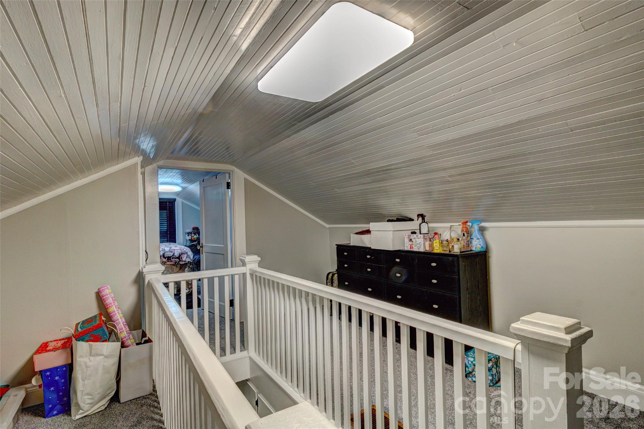 328 S Pink Street Property Photo 16