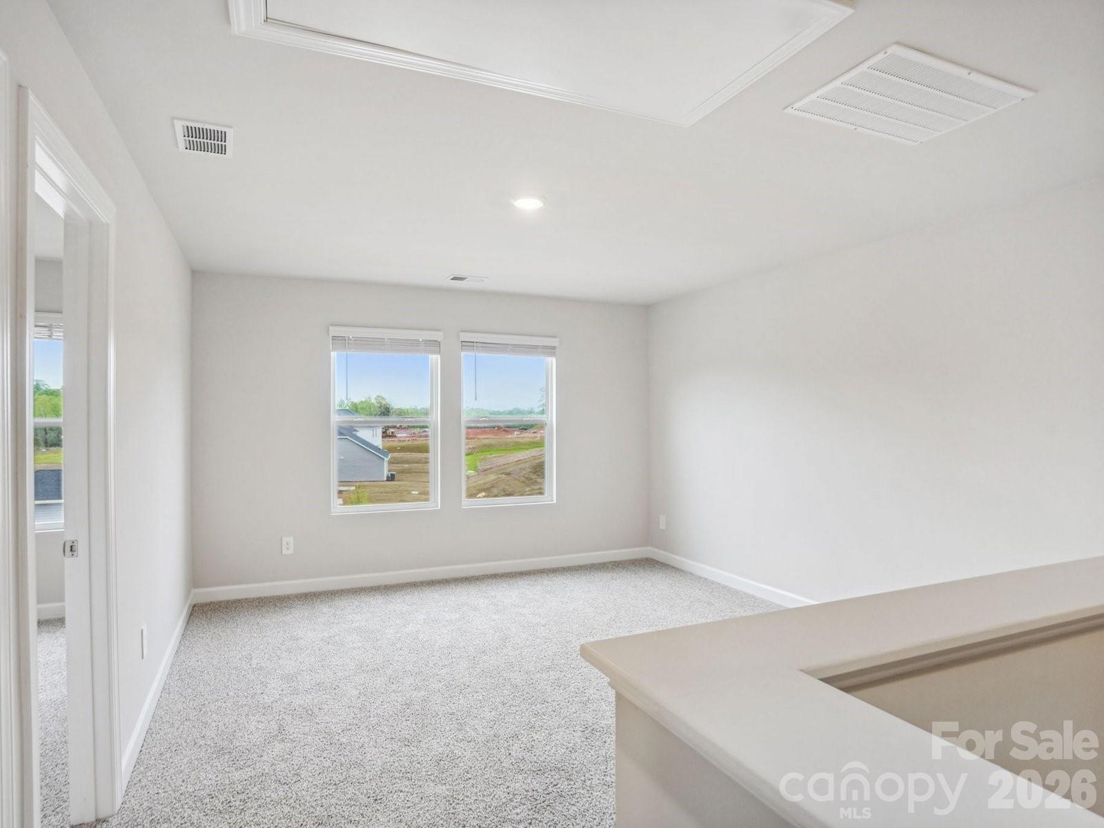 2067 Sunflower Circle Property Photo 13