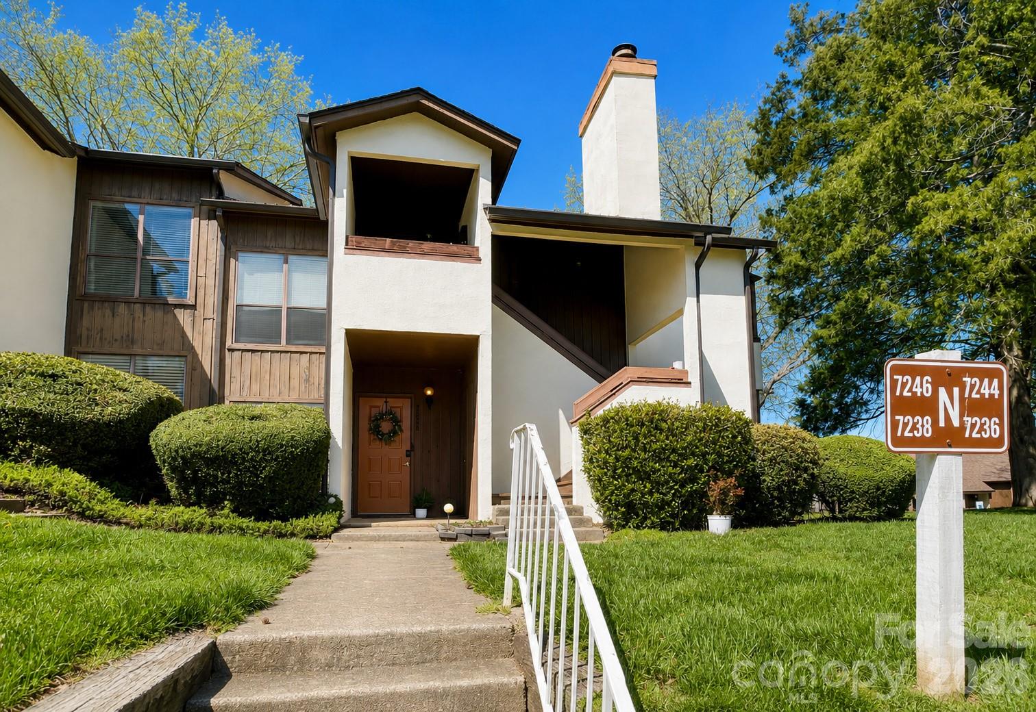 7236 Winery Lane Property Photo 1
