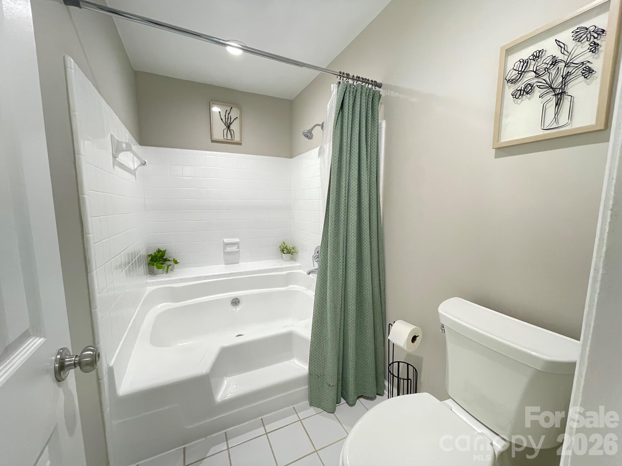 7236 Winery Lane Property Photo 14