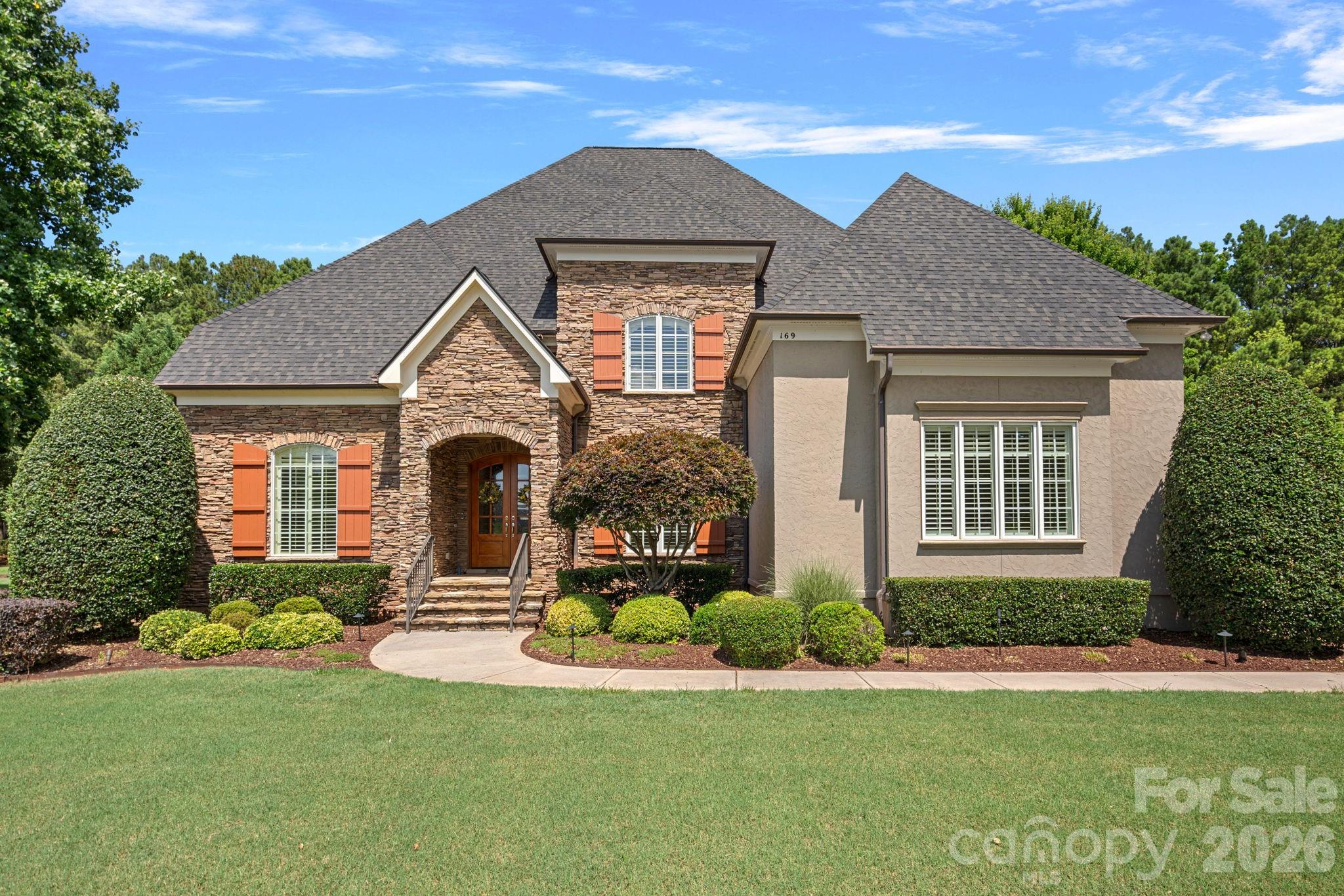 169 Cape Cod Way Property Photo 1