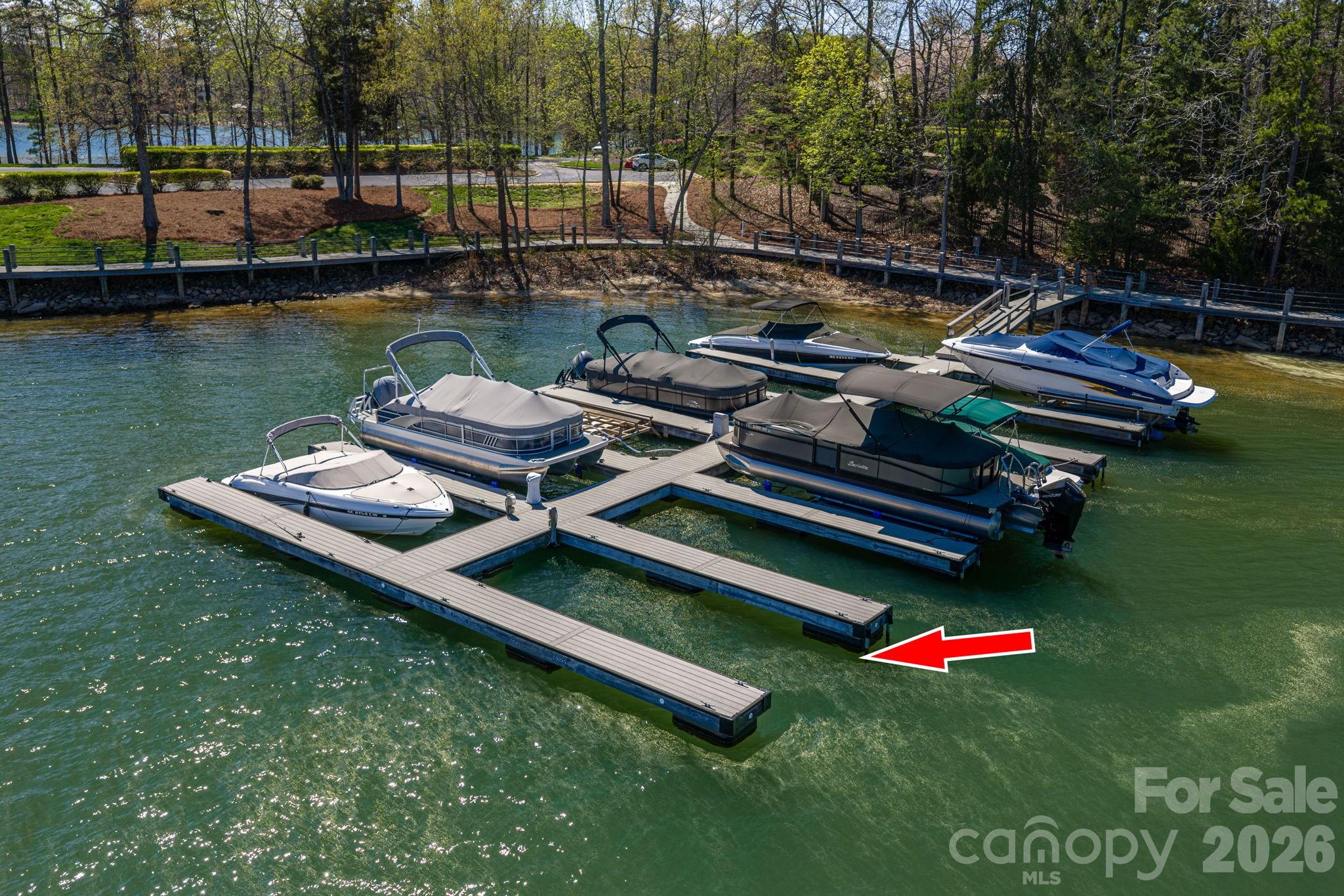 169 Cape Cod Way Property Photo 4