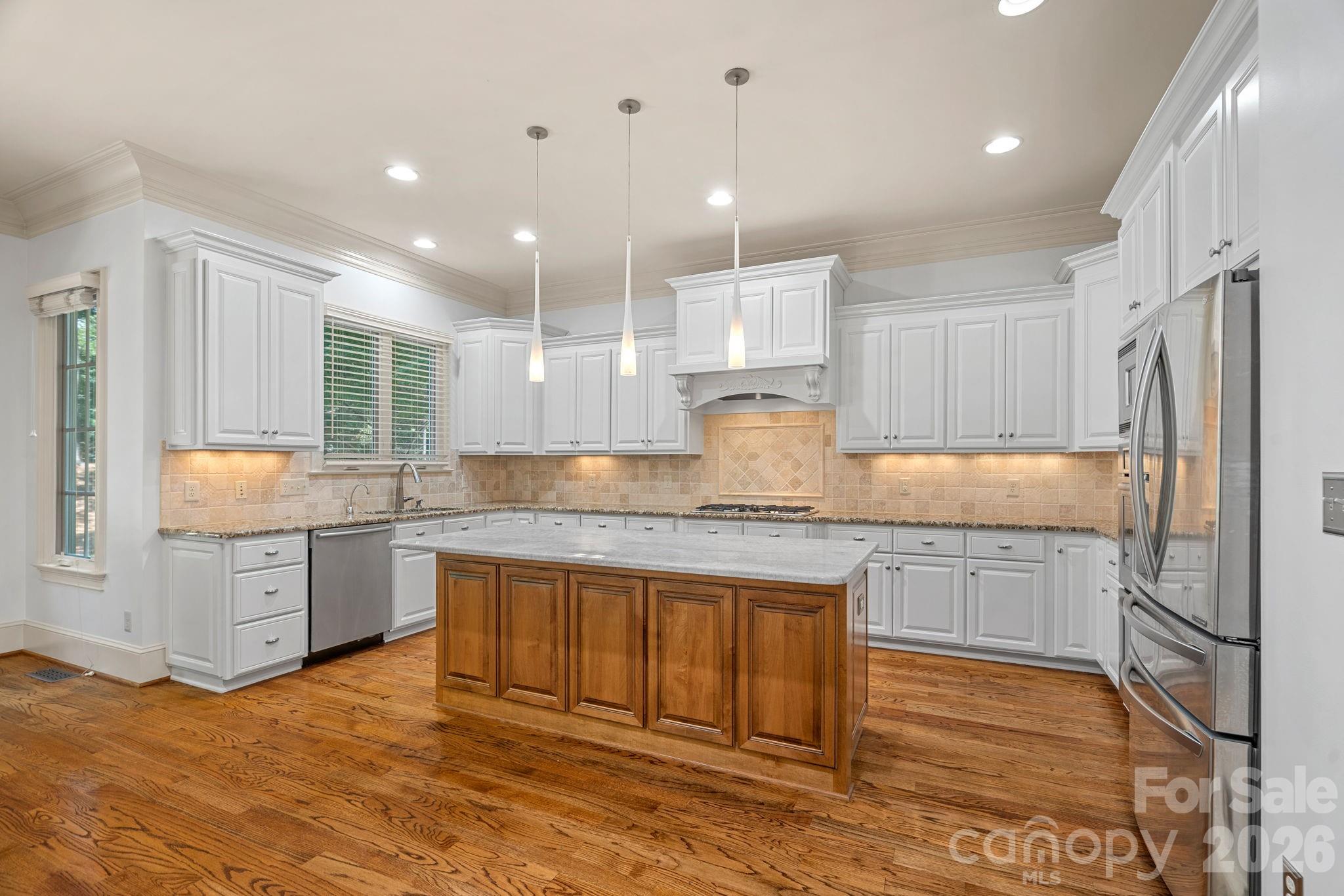 169 Cape Cod Way Property Photo 13