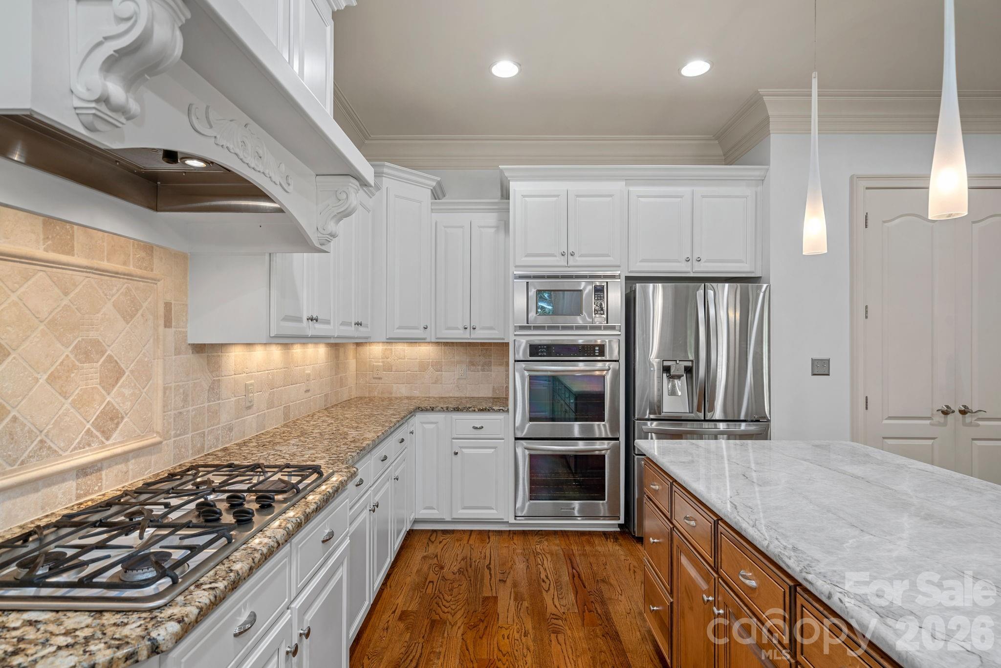 169 Cape Cod Way Property Photo 14